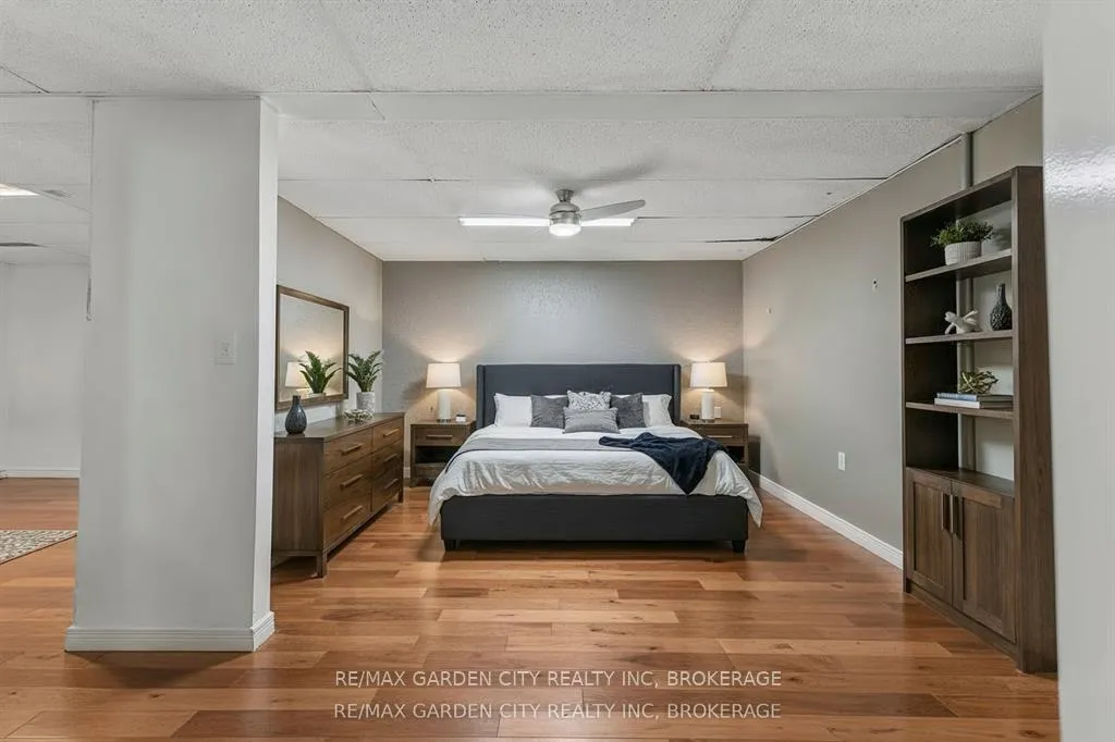 Photo 19 of 49 Autumn Place, St. Catharines, Oakdale — HOMEH