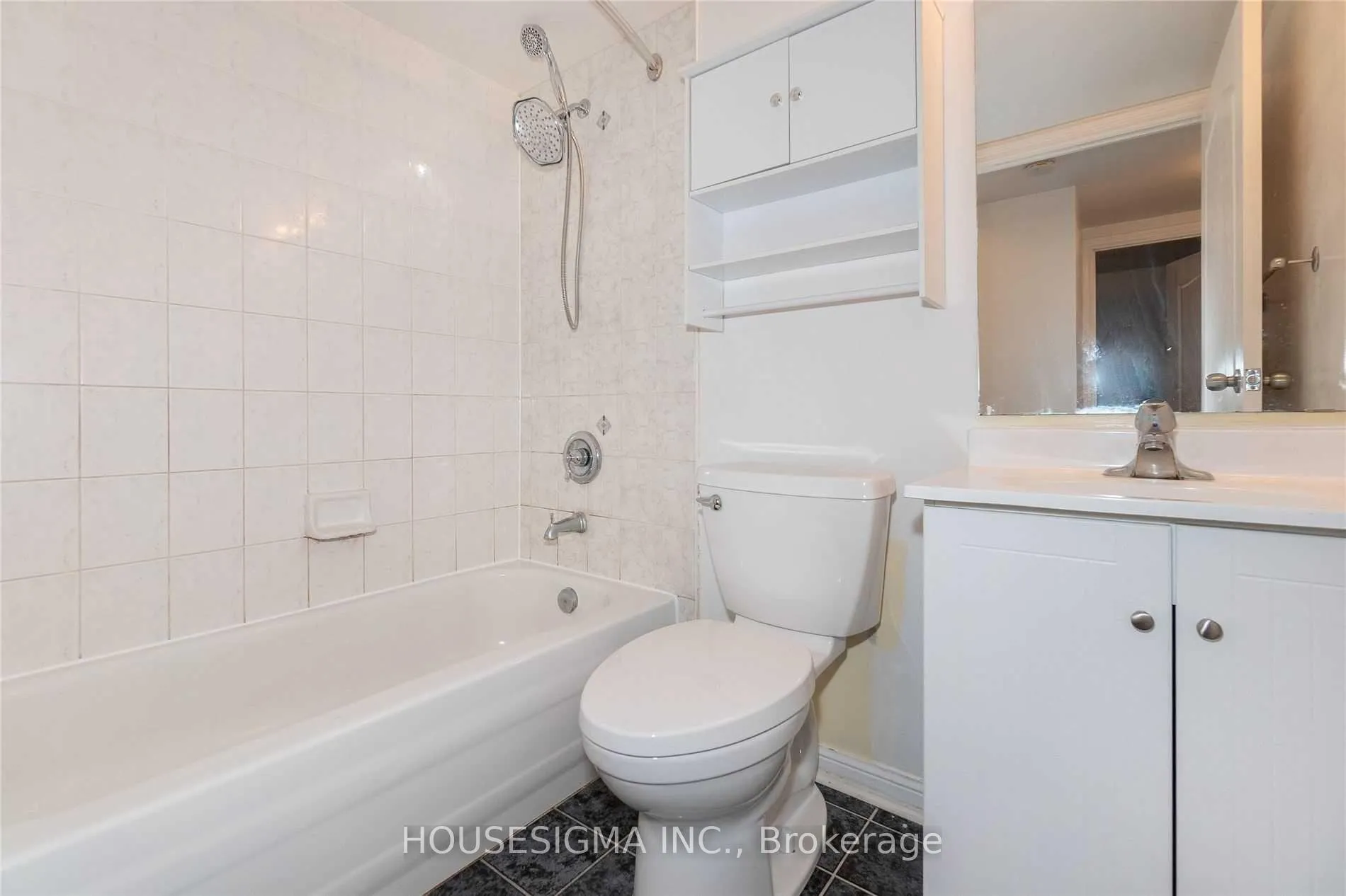 Photo 10 of Unit 303, 3 Shank Street, Toronto, Niagara — HOMEH