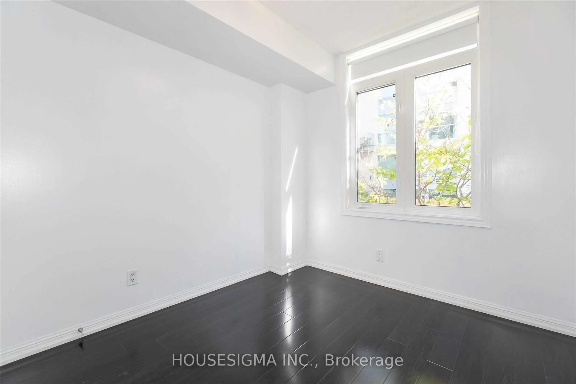 Photo 14 of Unit 303, 3 Shank Street, Toronto, Niagara — HOMEH