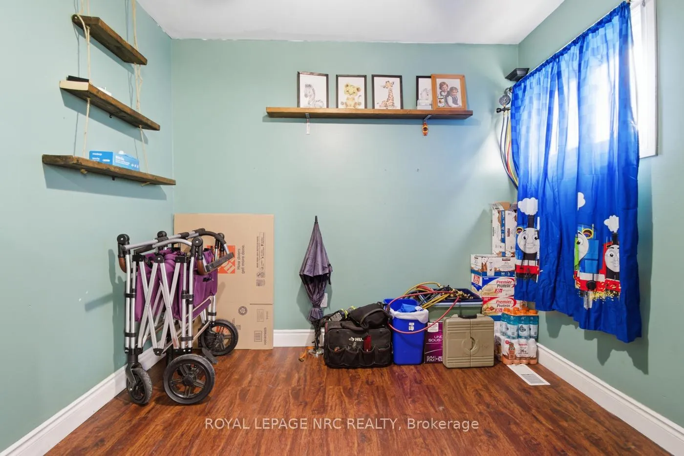 Photo 7 of 82 McArthur Avenue, Welland, Lincoln/Crowland — HOMEH