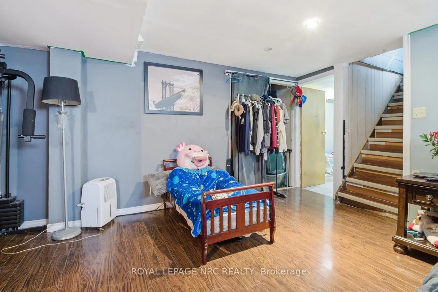 Photo 18 of 82 McArthur Avenue, Welland, Lincoln/Crowland — HOMEH