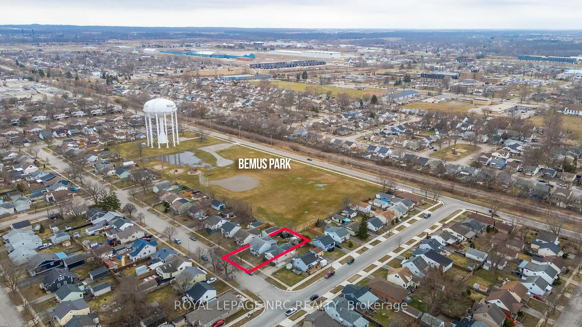 Photo 30 of 82 McArthur Avenue, Welland, Lincoln/Crowland — HOMEH