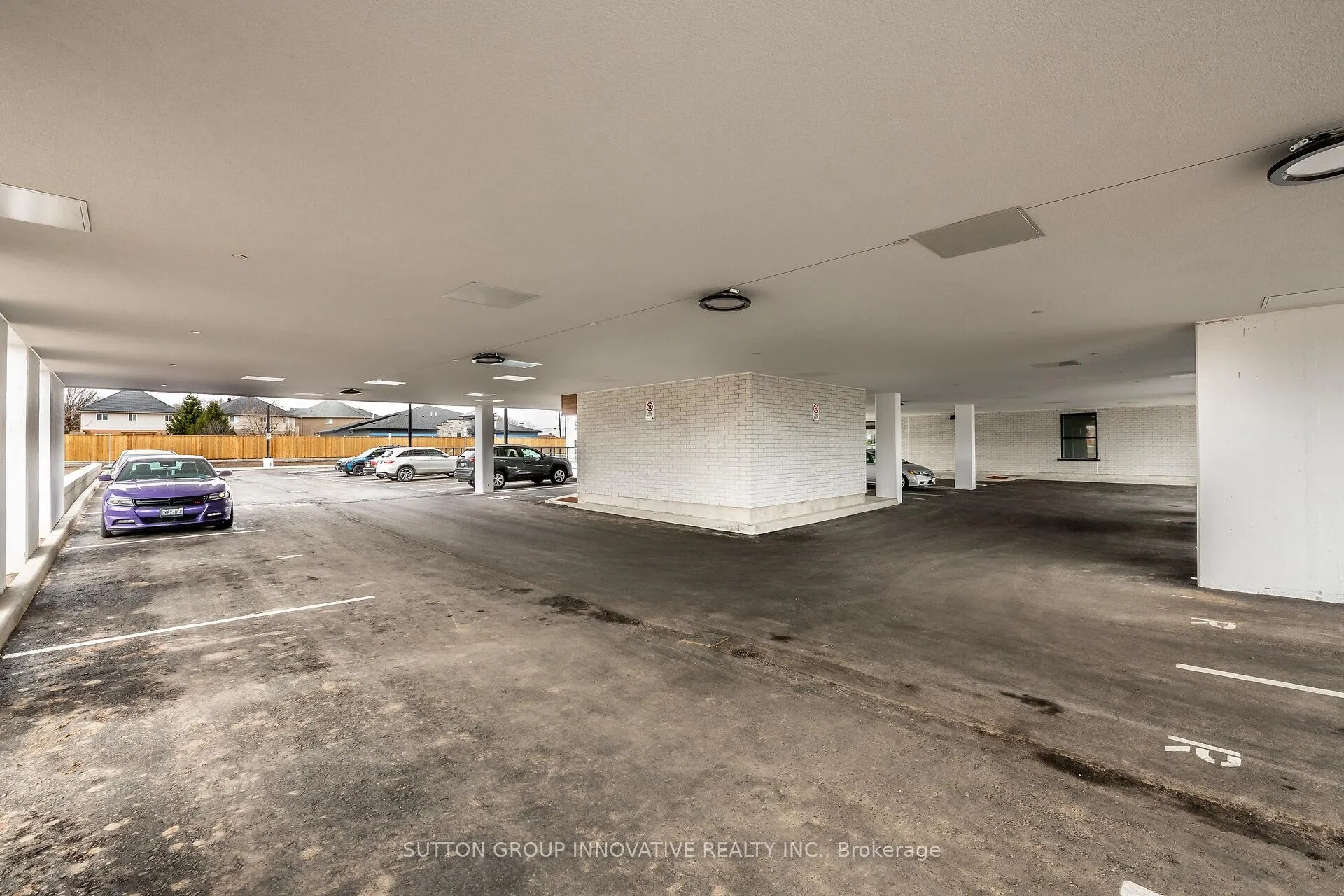 Photo 43 of Unit 403, 1936 Rymal Road E, Hamilton, Rural Glanbrook — HOMEH