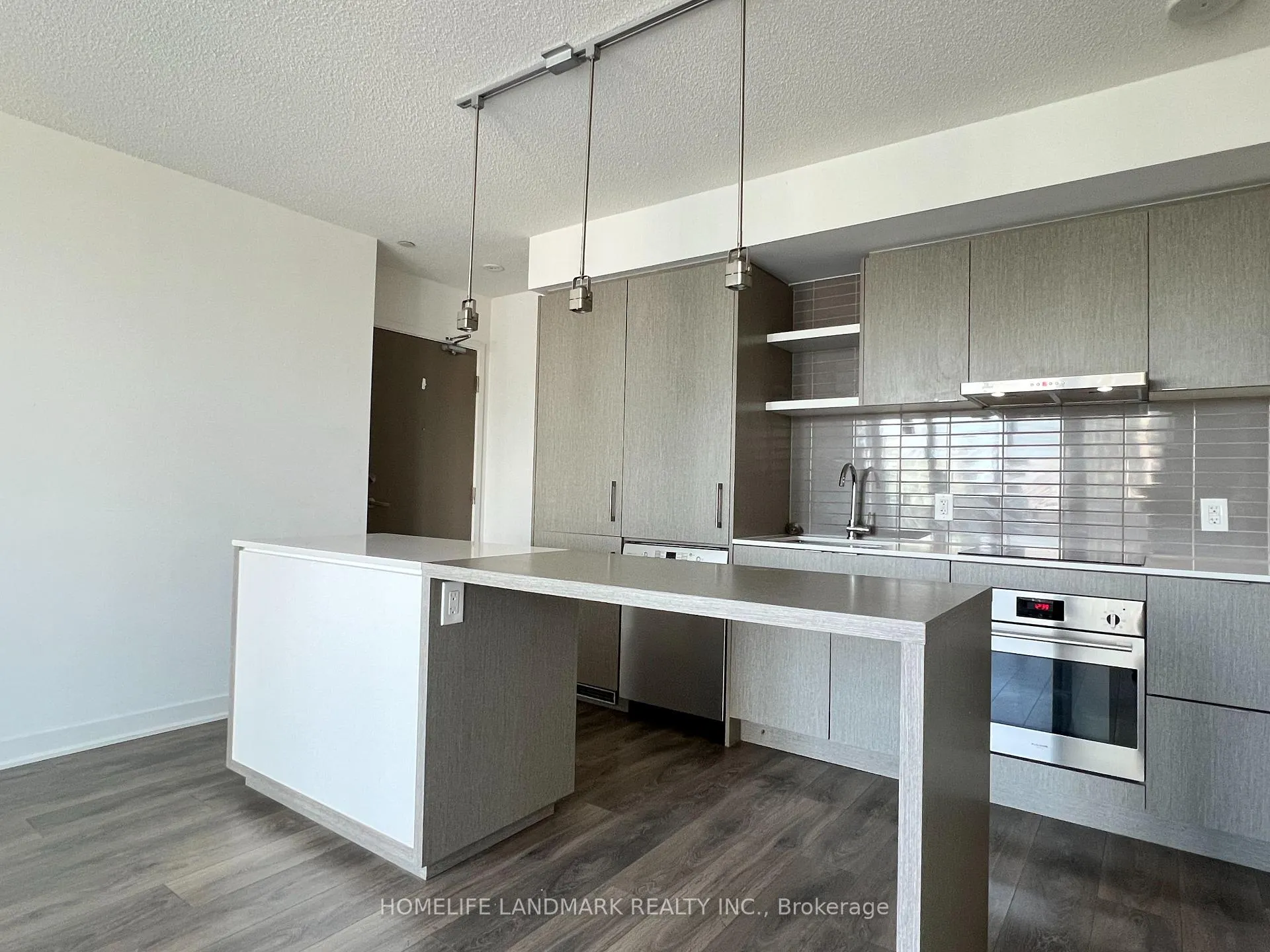 Photo 4 of Unit 2806, 88 Harbour Street, Toronto, Waterfront Communities — HOMEH