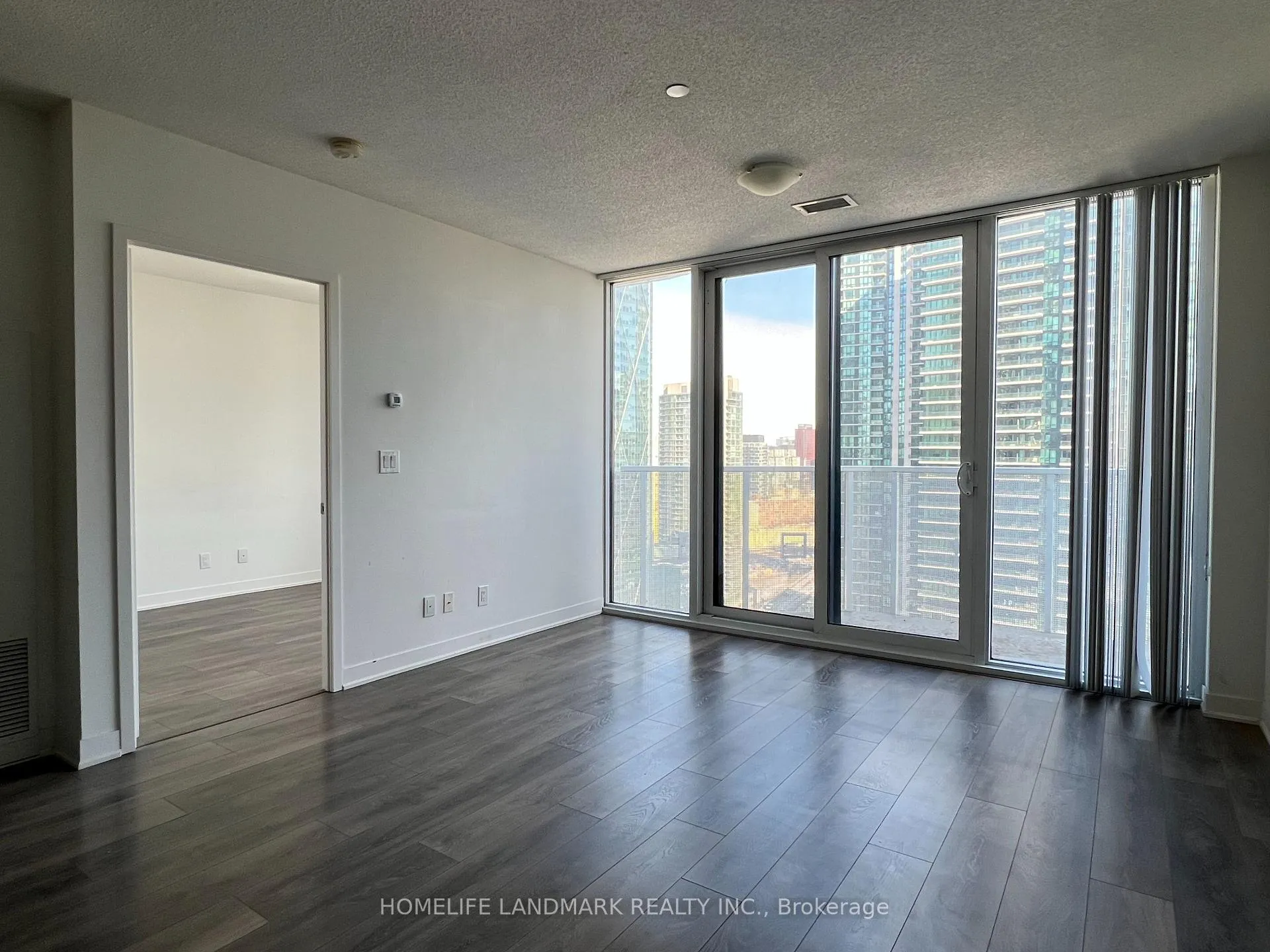 Photo 7 of Unit 2806, 88 Harbour Street, Toronto, Waterfront Communities — HOMEH