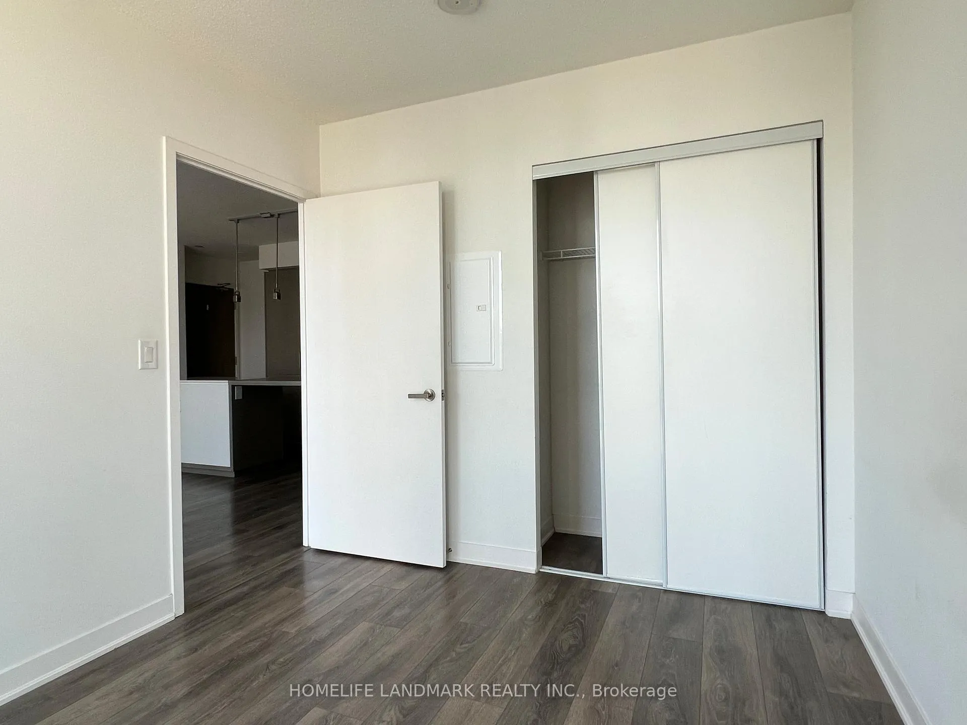 Photo 8 of Unit 2806, 88 Harbour Street, Toronto, Waterfront Communities — HOMEH