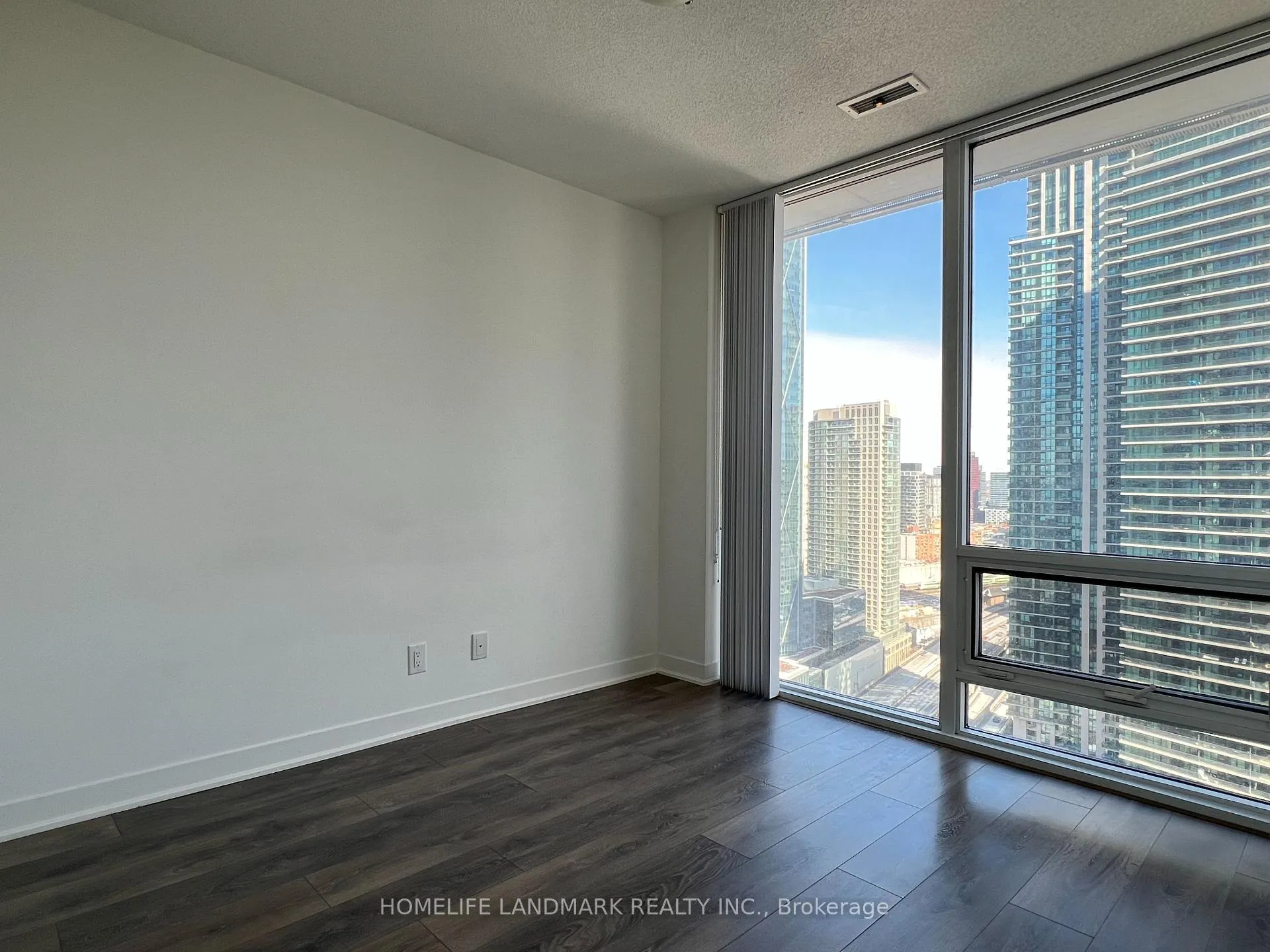 Photo 9 of Unit 2806, 88 Harbour Street, Toronto, Waterfront Communities — HOMEH