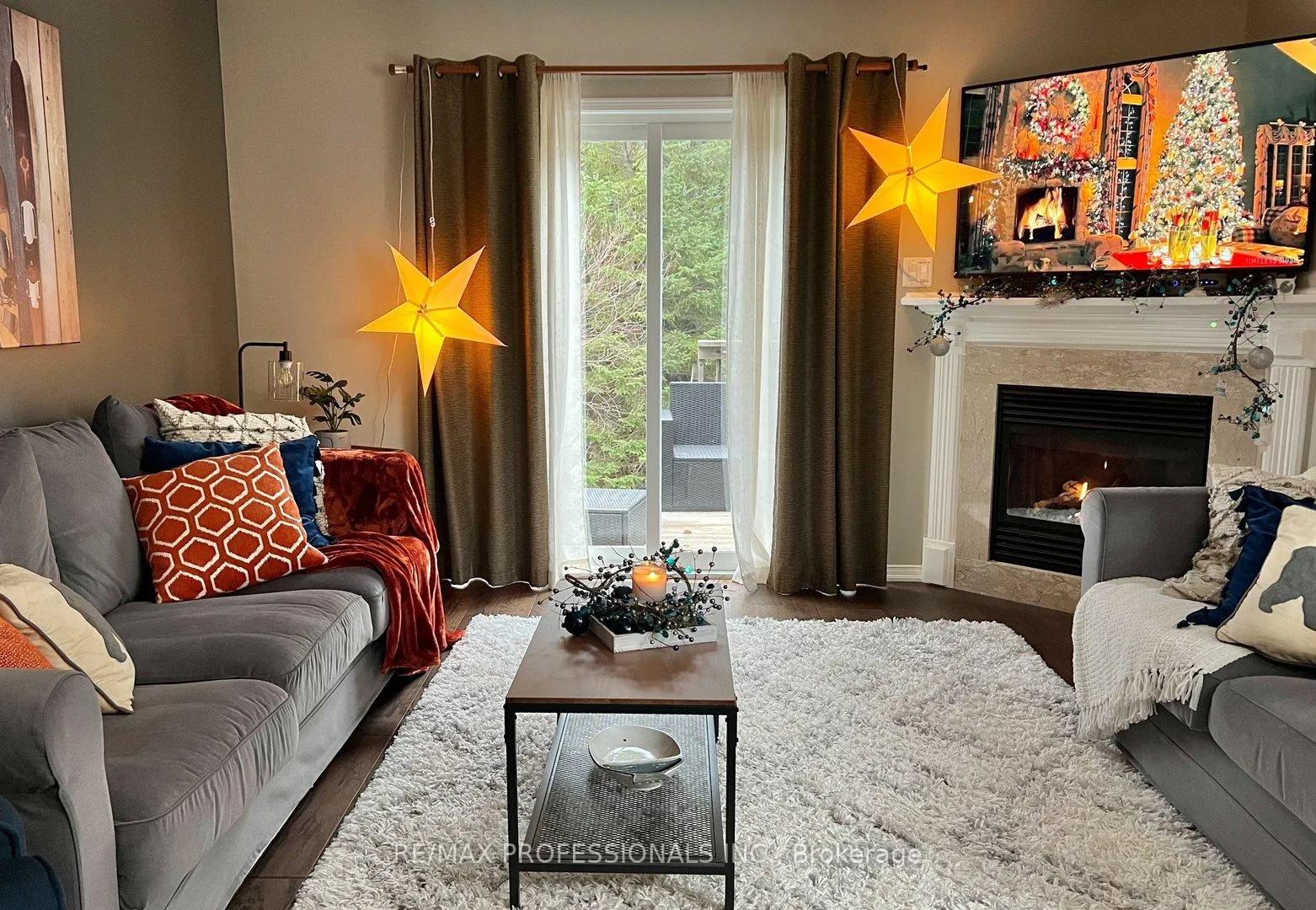 Photo 4 of 57 Green Briar Drive, Collingwood — HOMEH