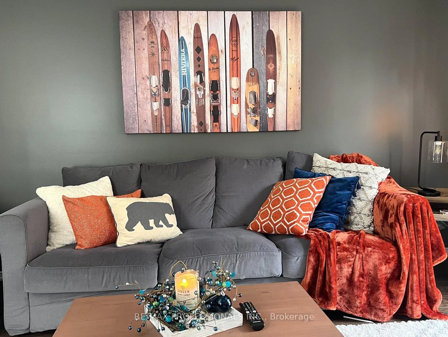 Photo 7 of 57 Green Briar Drive, Collingwood — HOMEH