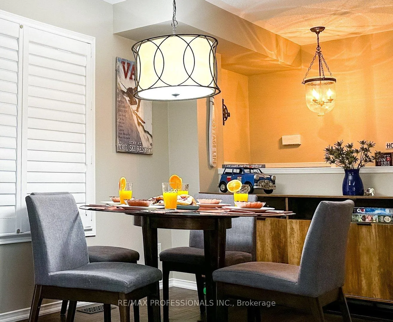 Photo 10 of 57 Green Briar Drive, Collingwood — HOMEH