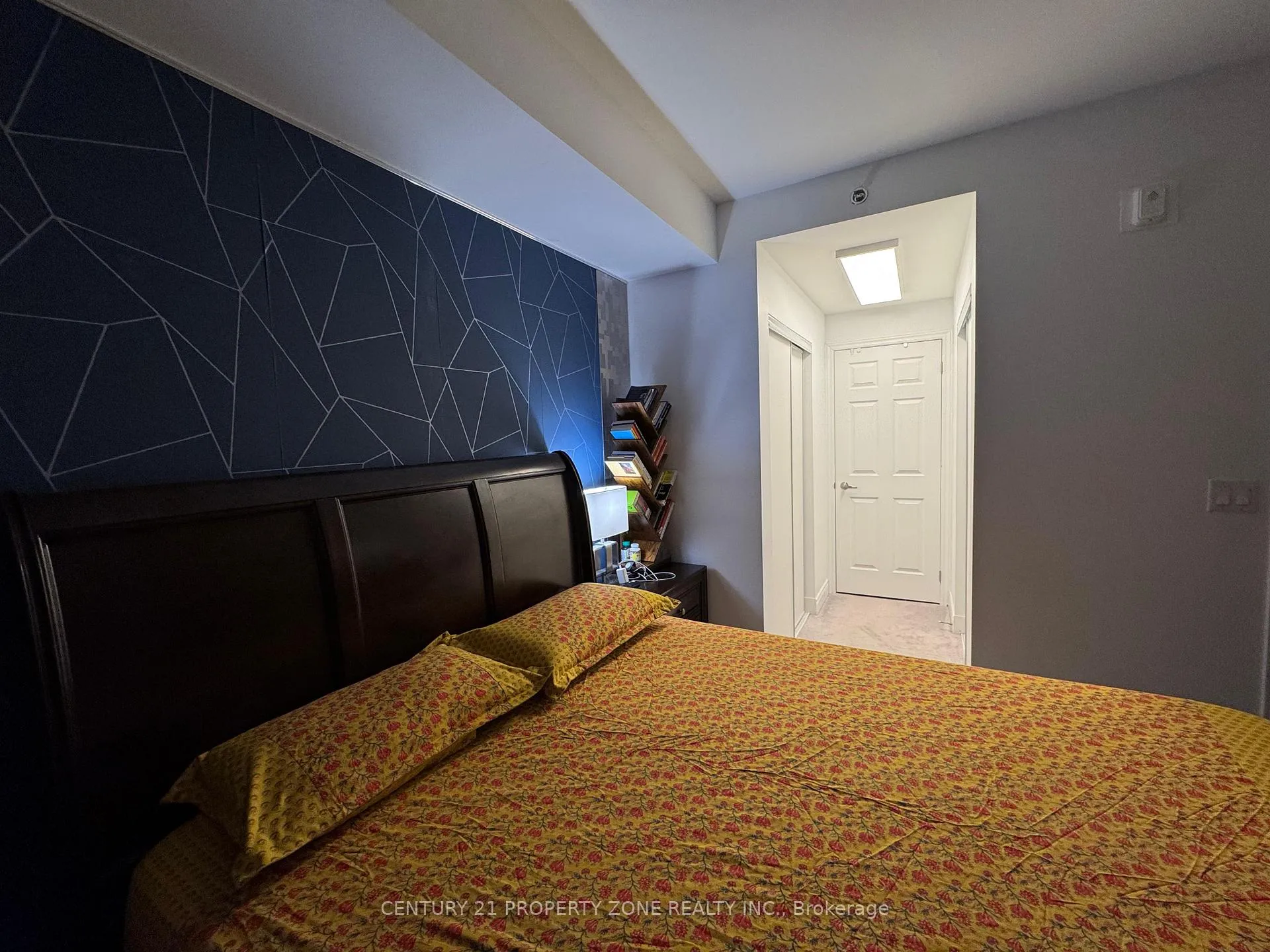 Photo 8 of Unit 307, 21 Brookhouse Drive, Clarington, Newcastle — HOMEH