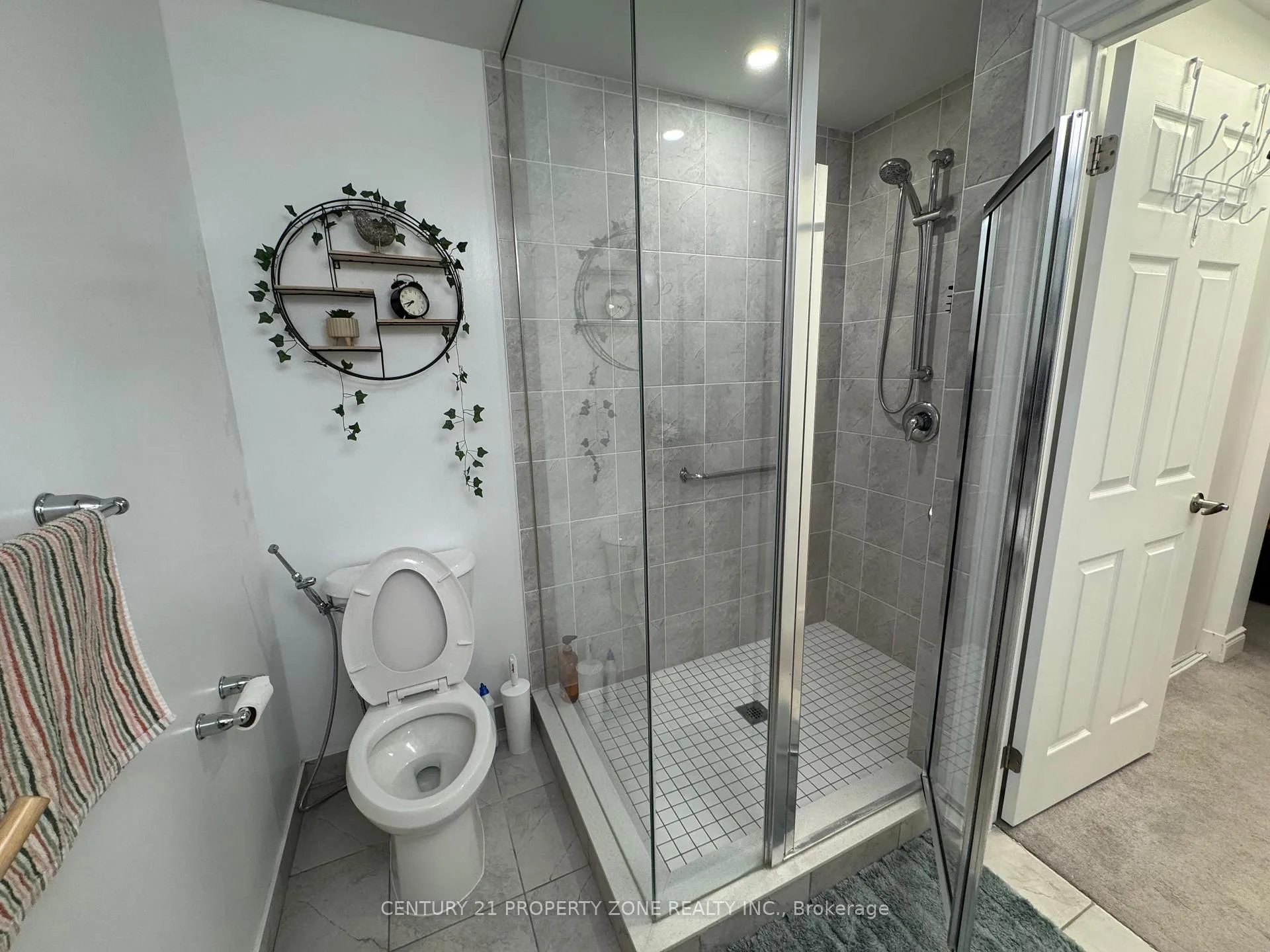 Photo 20 of Unit 307, 21 Brookhouse Drive, Clarington, Newcastle — HOMEH
