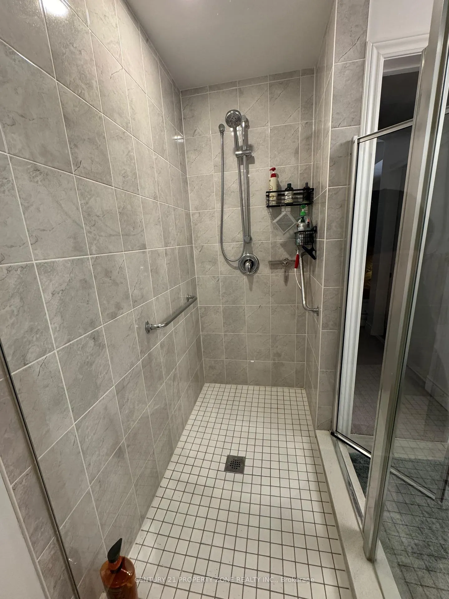 Photo 24 of Unit 307, 21 Brookhouse Drive, Clarington, Newcastle — HOMEH