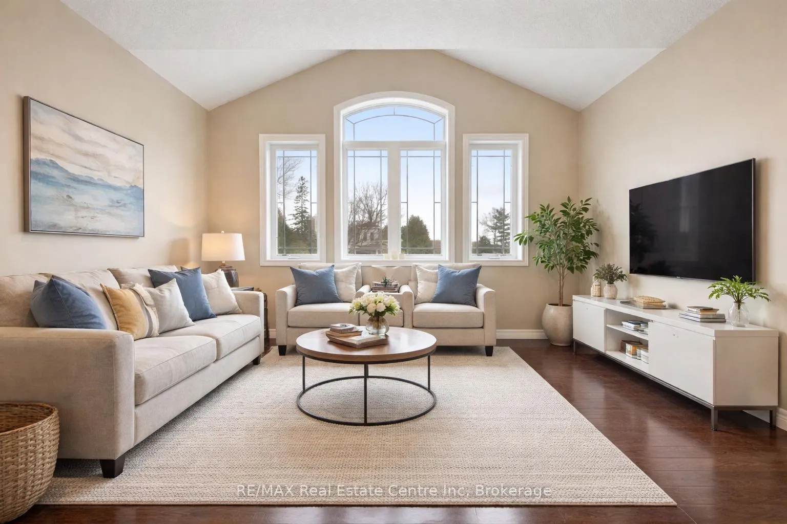 Photo 9 of 94 Cityview Drive N, Guelph, Grange Road — HOMEH