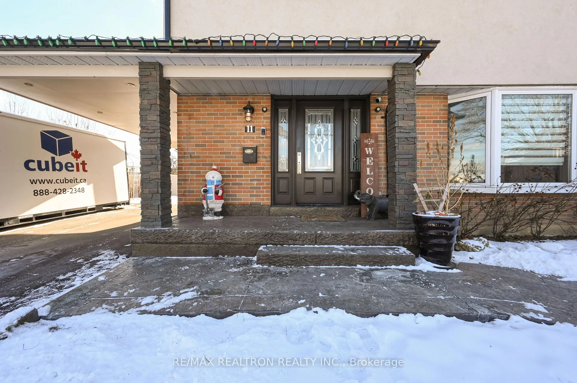 Photo 6 of Unit Main, 11 Midhurst Drive, Etobicoke, West Humber-Clairville — HOMEH