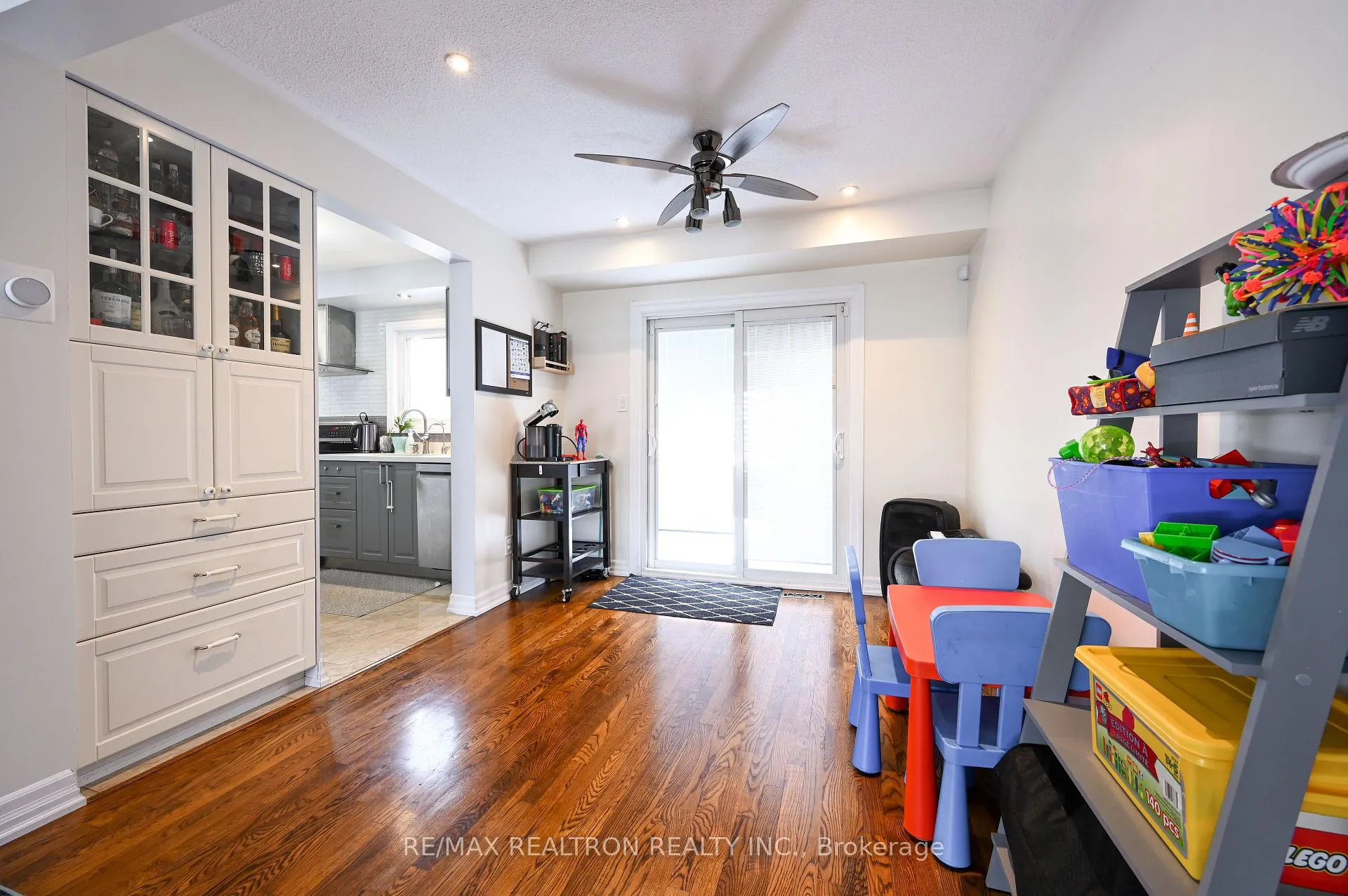 Photo 15 of Unit Main, 11 Midhurst Drive, Etobicoke, West Humber-Clairville — HOMEH