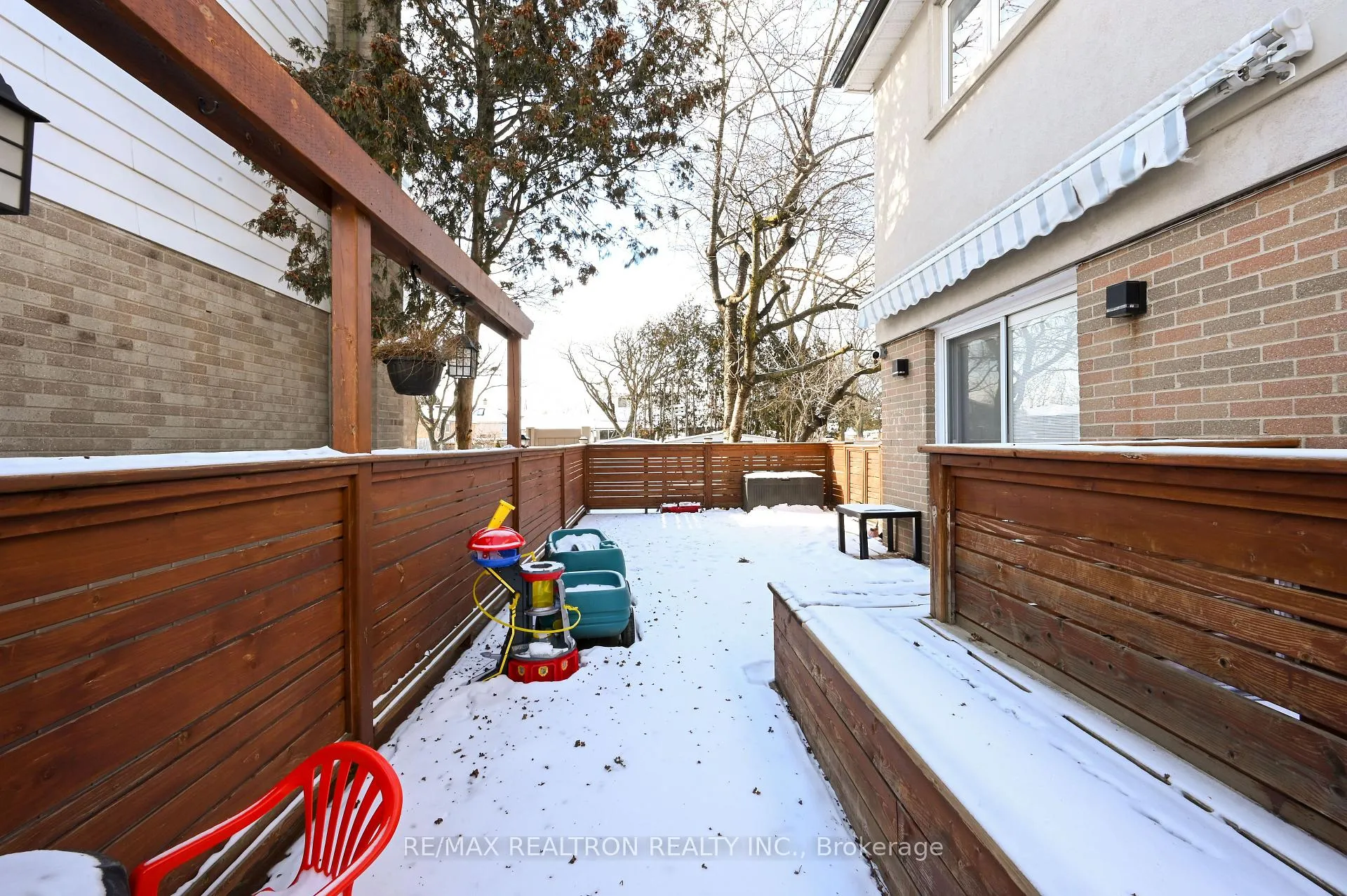 Photo 40 of Unit Main, 11 Midhurst Drive, Etobicoke, West Humber-Clairville — HOMEH