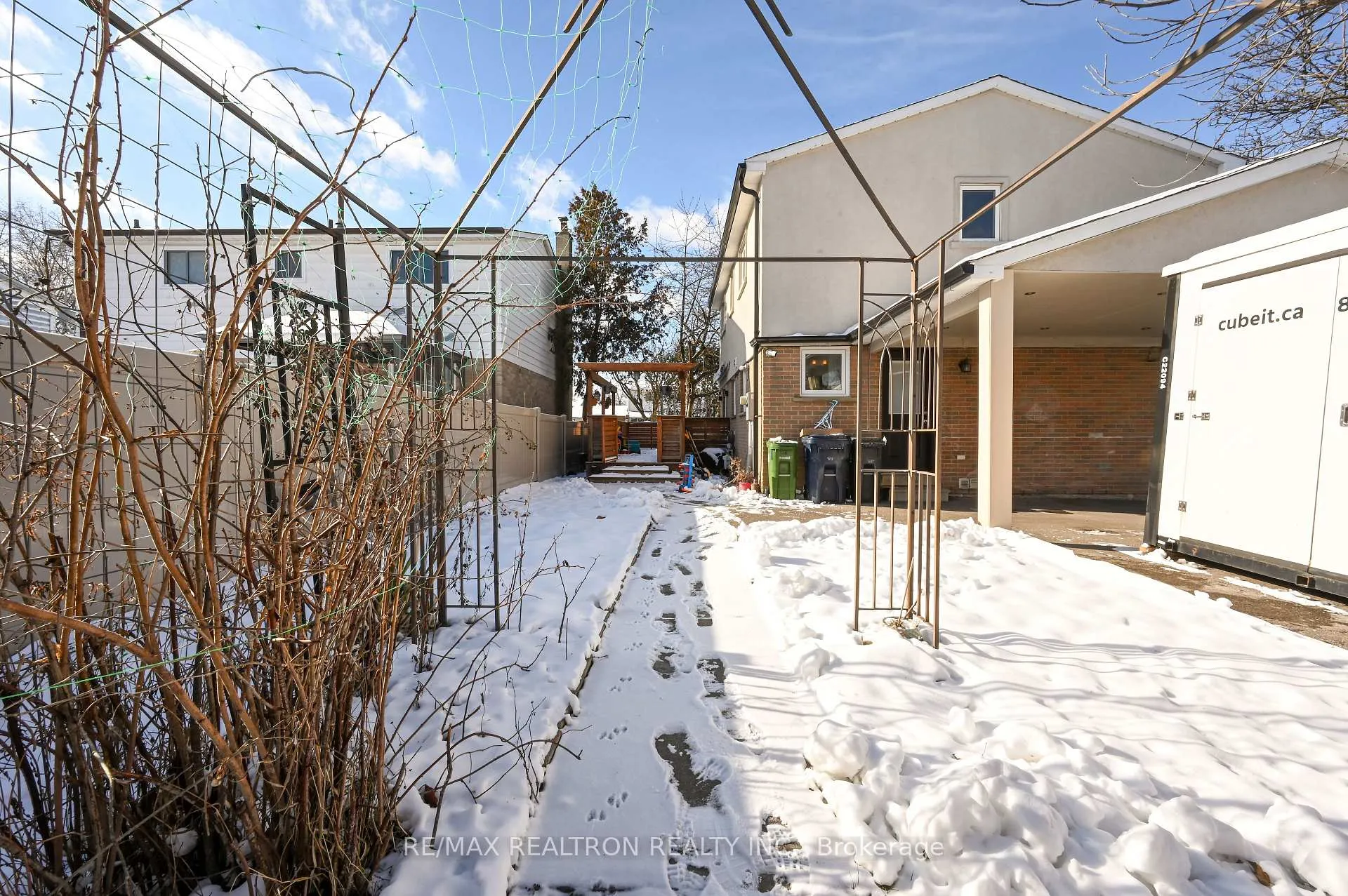 Photo 43 of Unit Main, 11 Midhurst Drive, Etobicoke, West Humber-Clairville — HOMEH