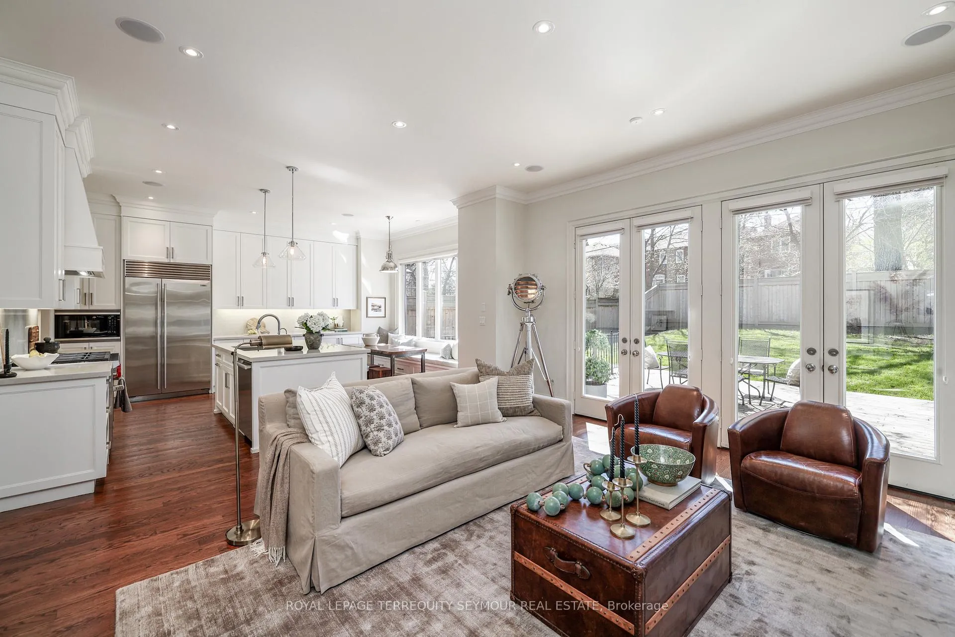 Photo 16 of 344 Bessborough Drive, Toronto, Leaside — HOMEH
