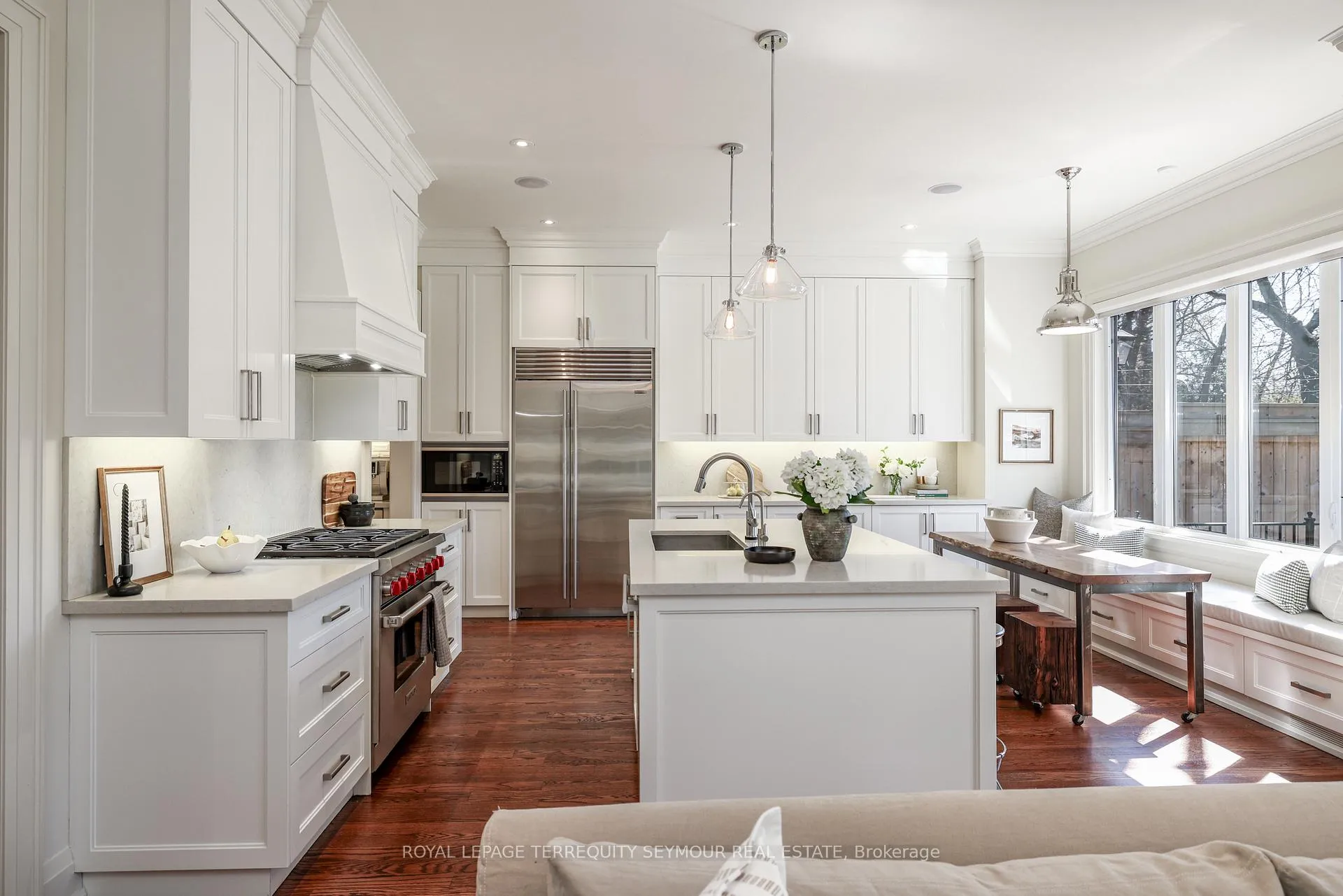 Photo 18 of 344 Bessborough Drive, Toronto, Leaside — HOMEH