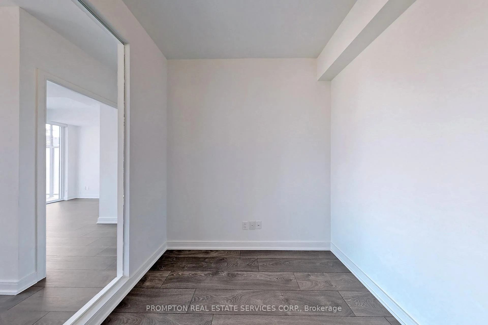 Photo 9 of Unit 2904, 3 Gloucester Street, Toronto, Church-Yonge Corridor — HOMEH