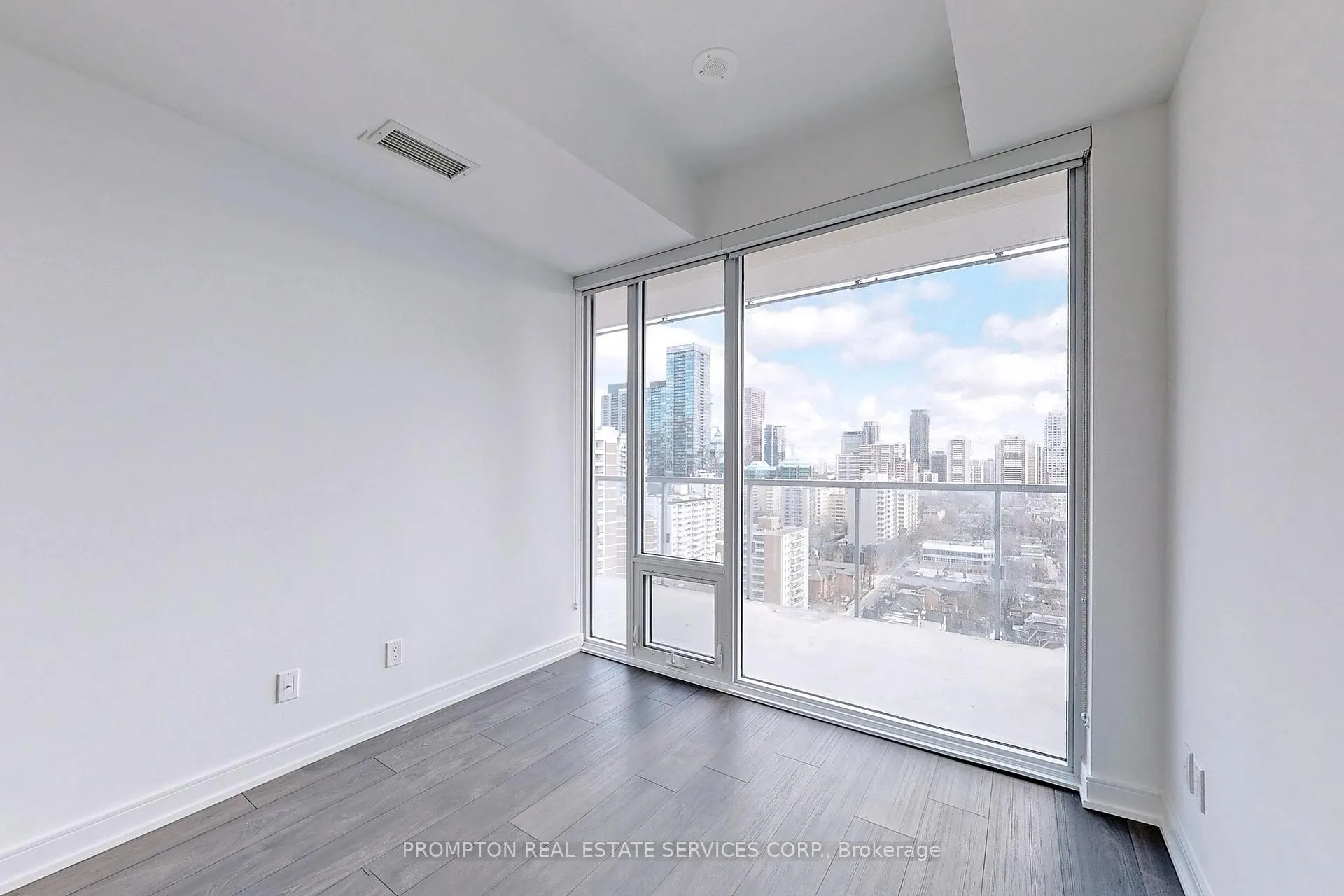 Photo 13 of Unit 2904, 3 Gloucester Street, Toronto, Church-Yonge Corridor — HOMEH