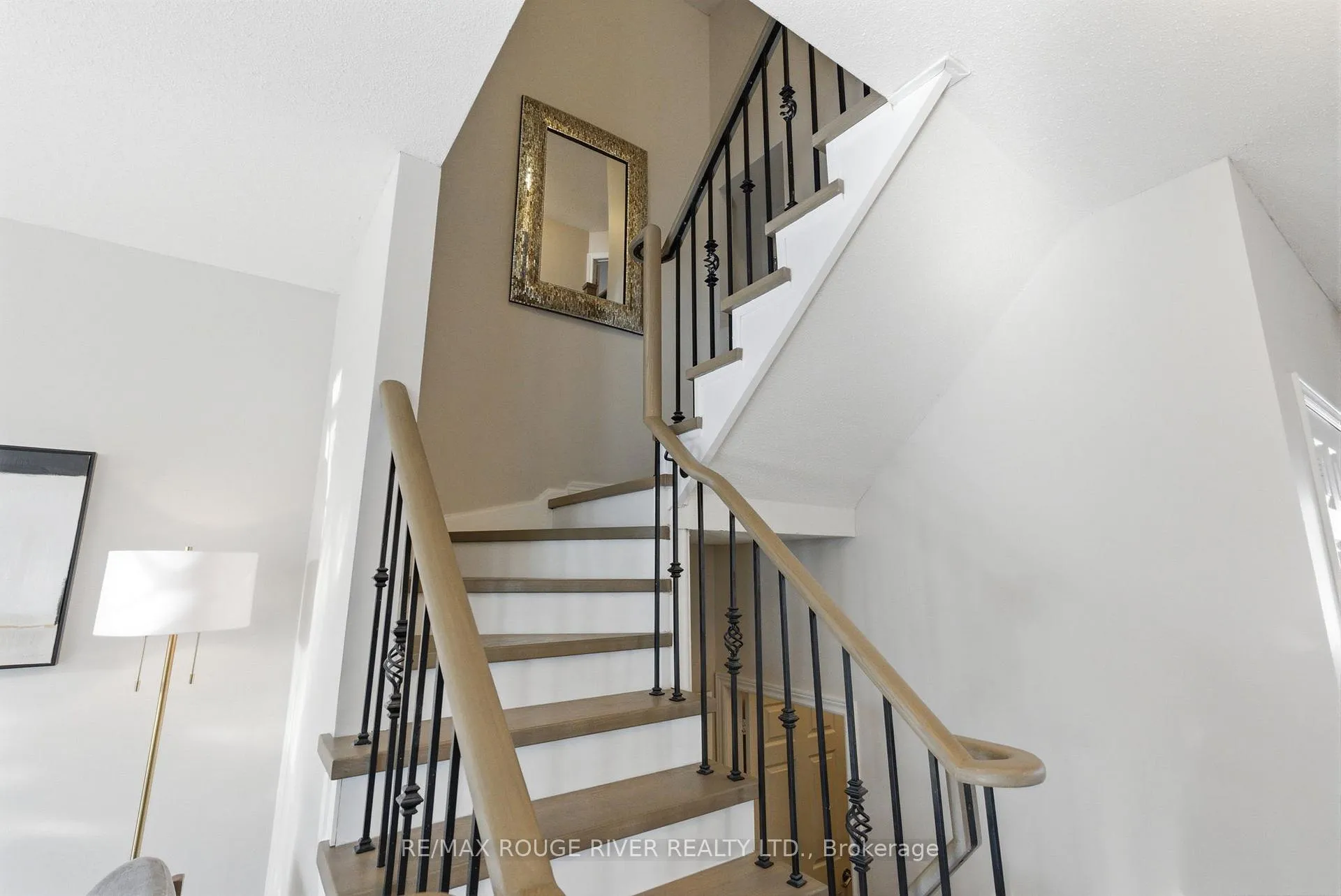 Photo 20 of 46 Sandford Crescent, Whitby, Rolling Acres — HOMEH