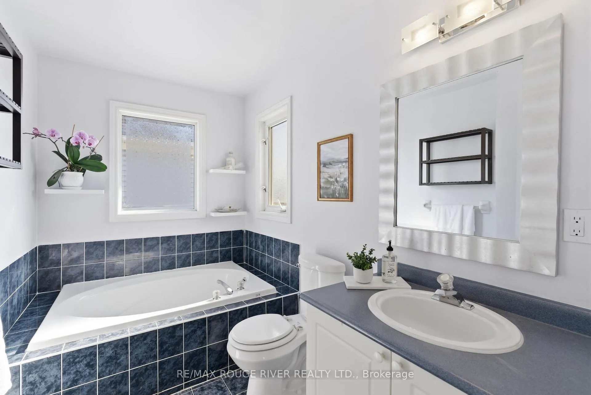 Photo 24 of 46 Sandford Crescent, Whitby, Rolling Acres — HOMEH