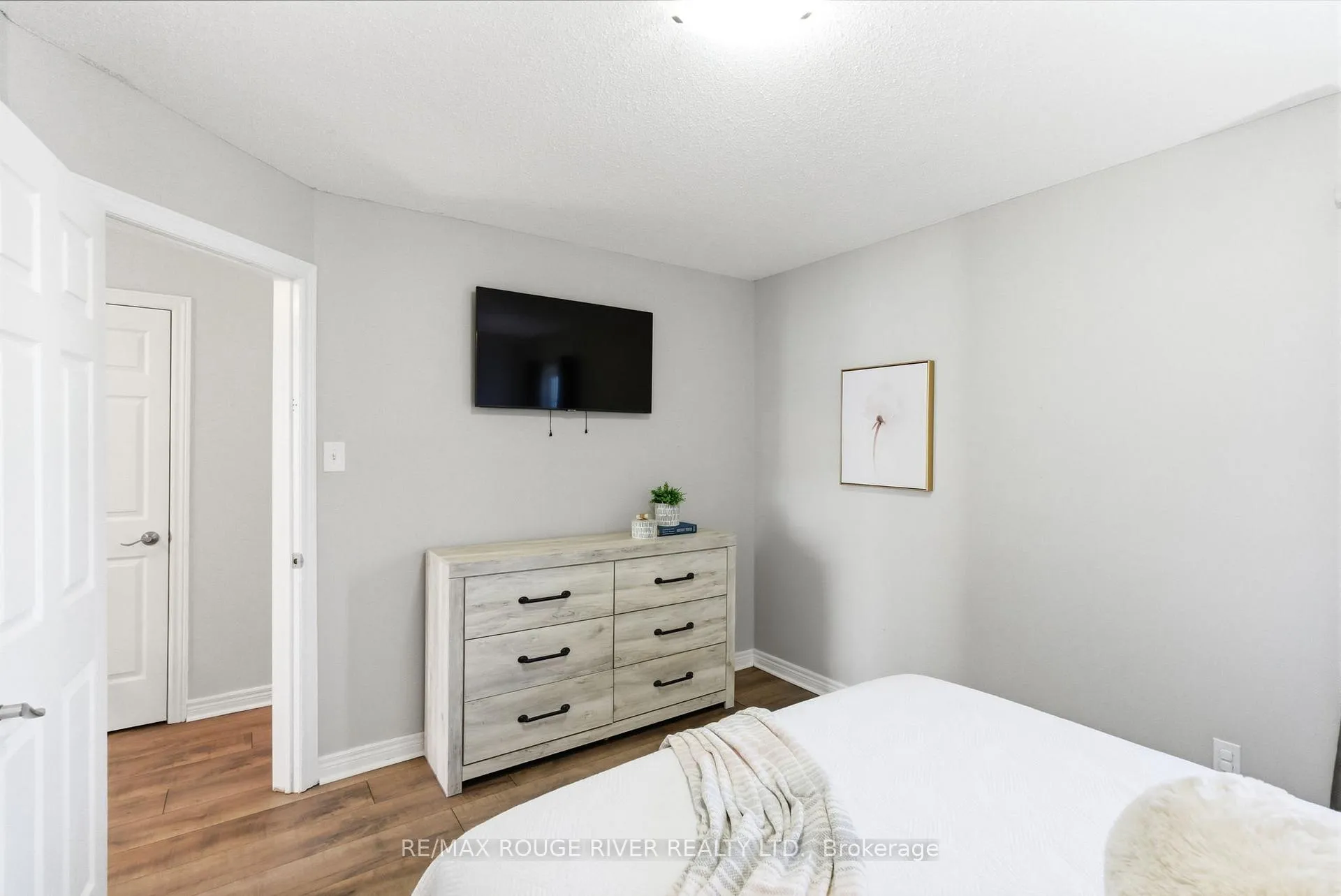 Photo 29 of 46 Sandford Crescent, Whitby, Rolling Acres — HOMEH