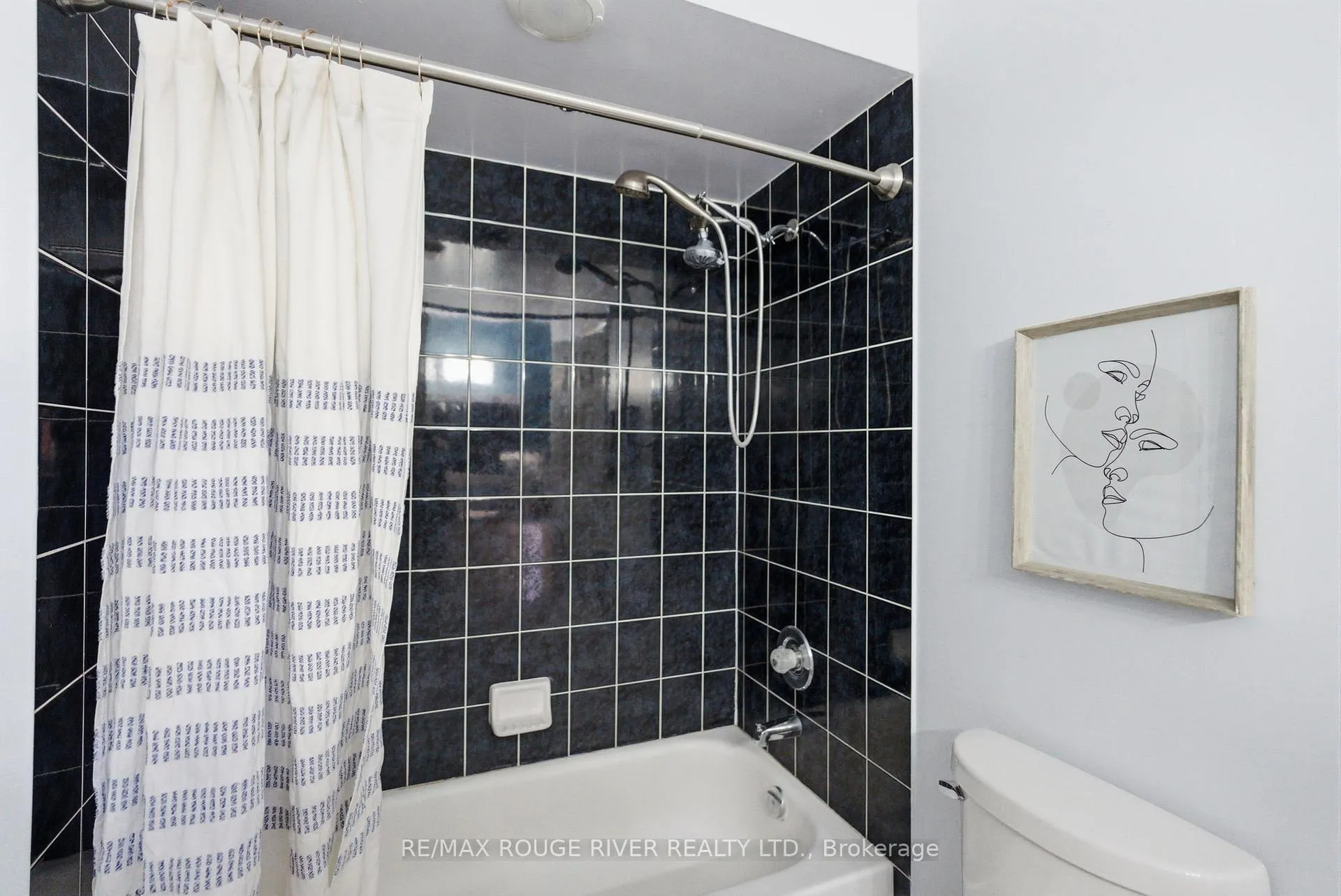 Photo 35 of 46 Sandford Crescent, Whitby, Rolling Acres — HOMEH
