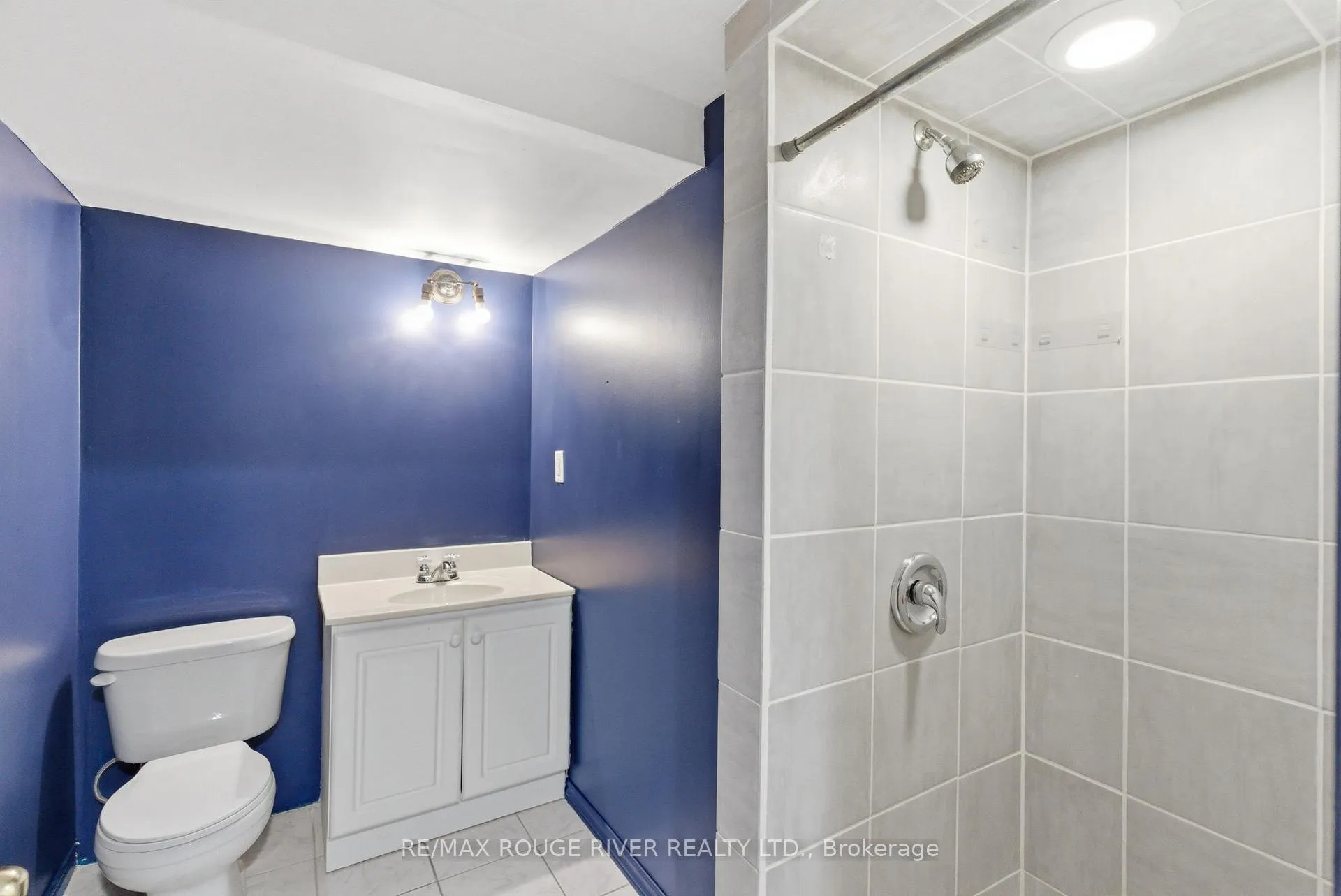 Photo 37 of 46 Sandford Crescent, Whitby, Rolling Acres — HOMEH