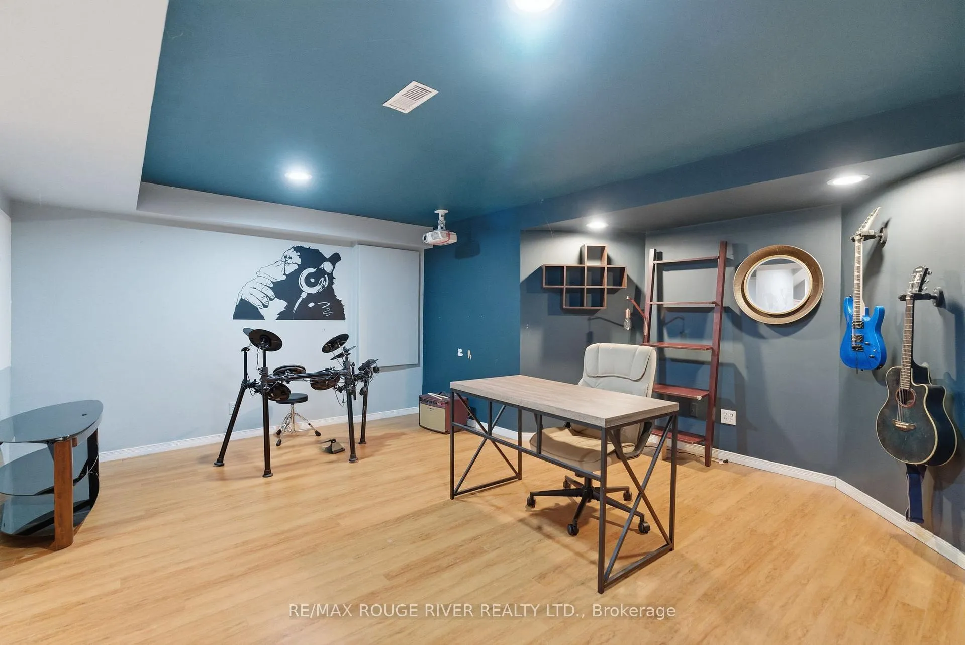 Photo 40 of 46 Sandford Crescent, Whitby, Rolling Acres — HOMEH