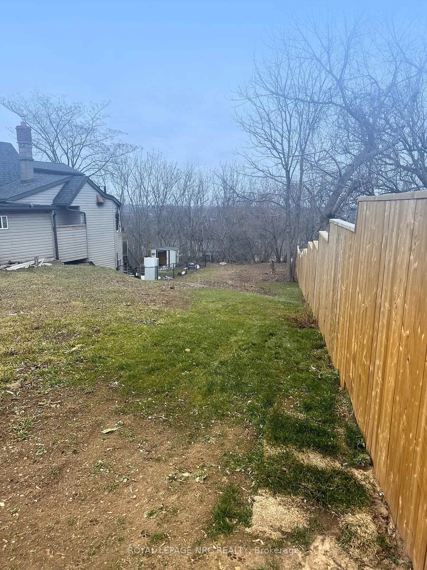 Photo 4 of 1 Ball Avenue, St. Catharines, Burleigh Hill — HOMEH