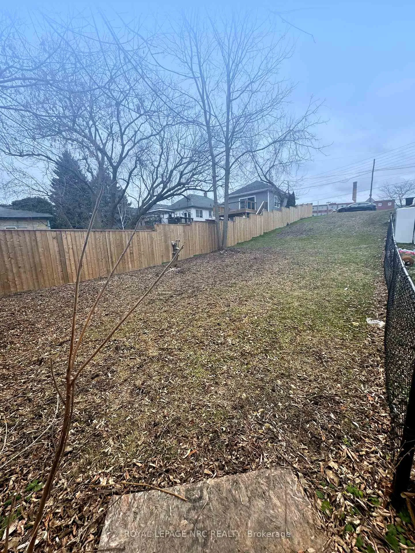 Photo 6 of 1 Ball Avenue, St. Catharines, Burleigh Hill — HOMEH