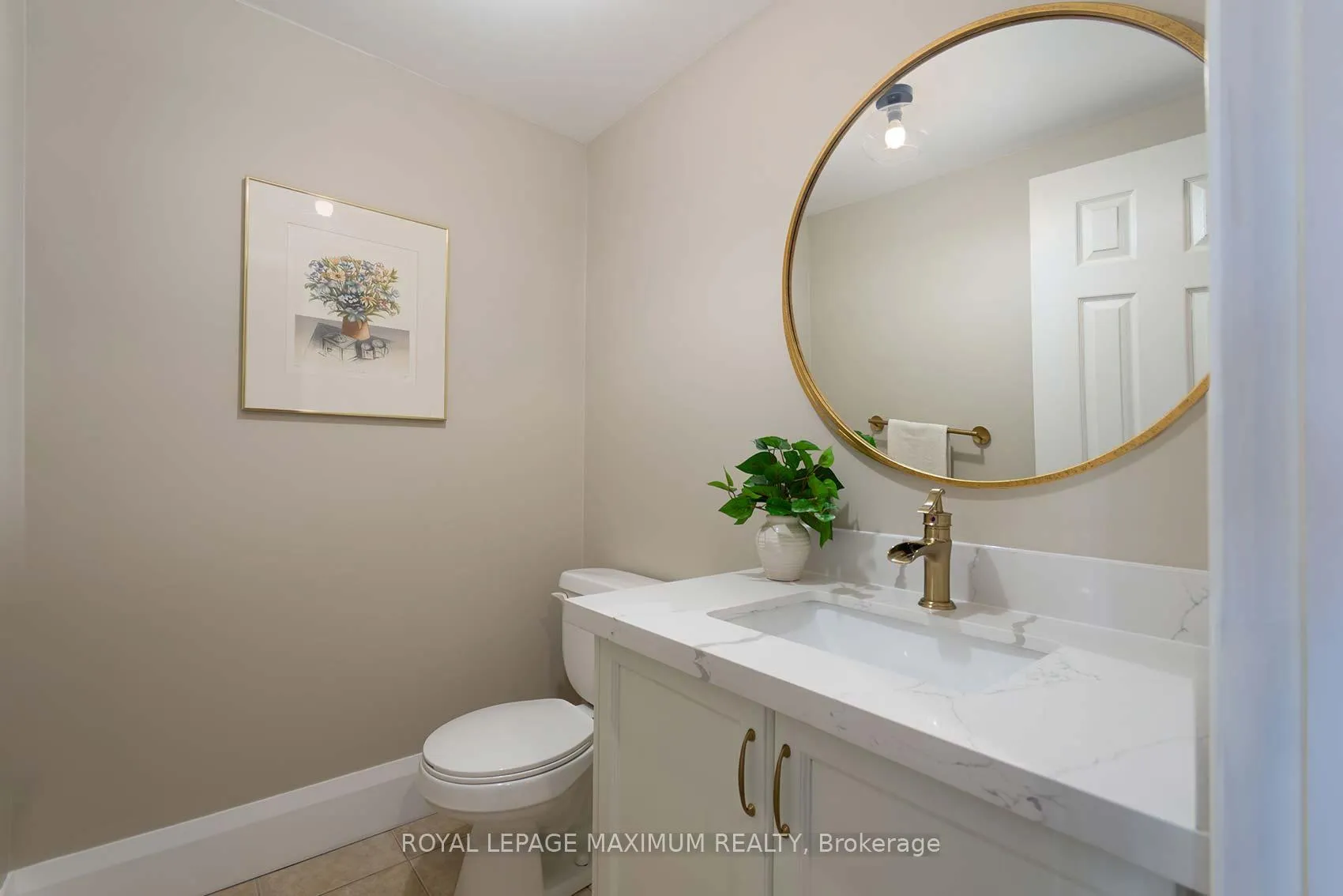Photo 11 of 29 Barr Crescent, Aurora, Bayview Northeast — HOMEH