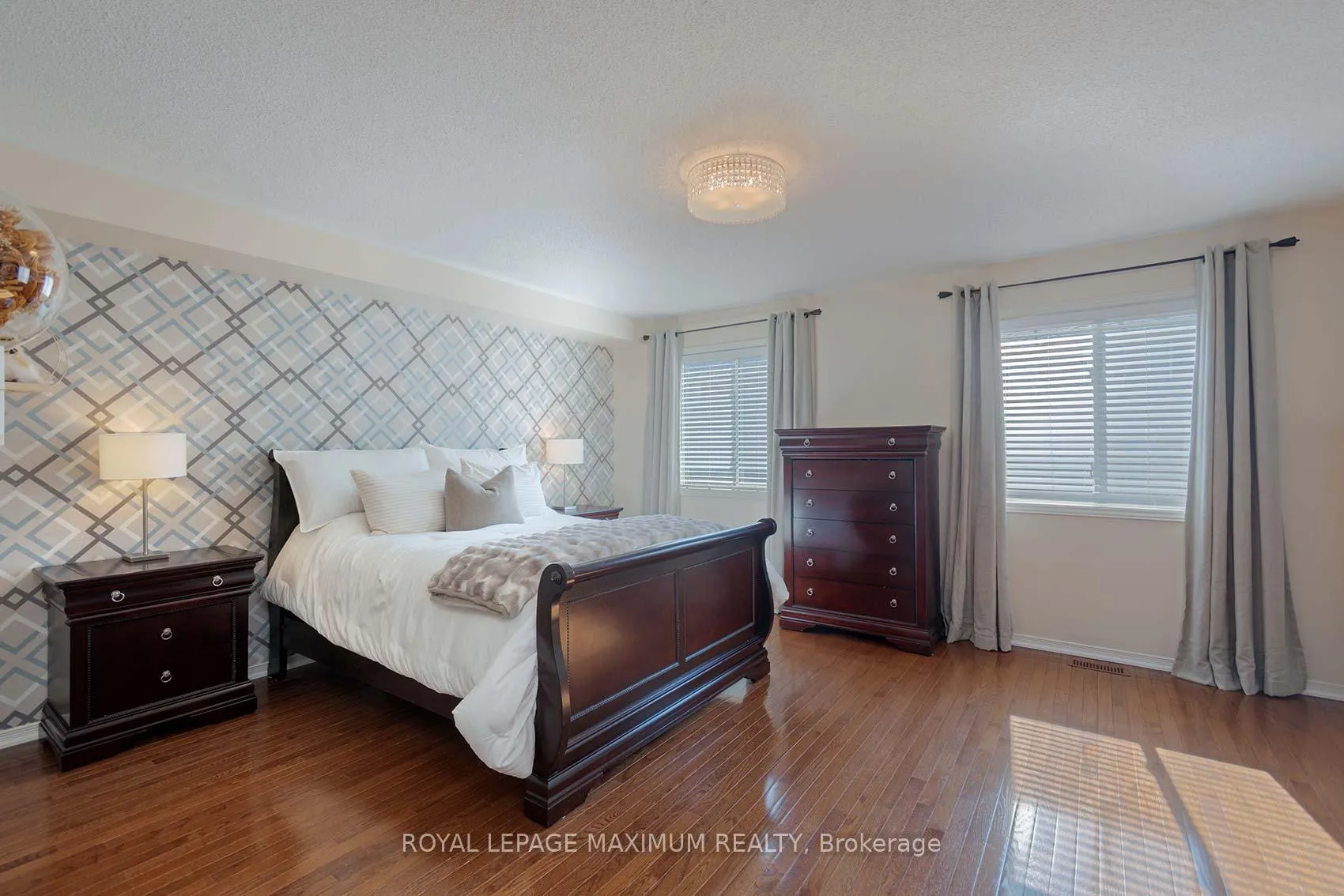 Photo 13 of 29 Barr Crescent, Aurora, Bayview Northeast — HOMEH