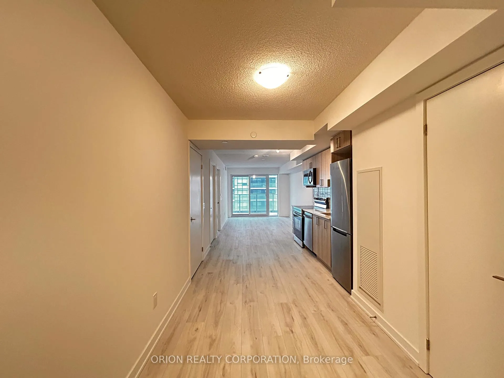 Photo 3 of Unit 1009, 1010 Sandy Beach Road, Pickering, Bay Ridges — HOMEH