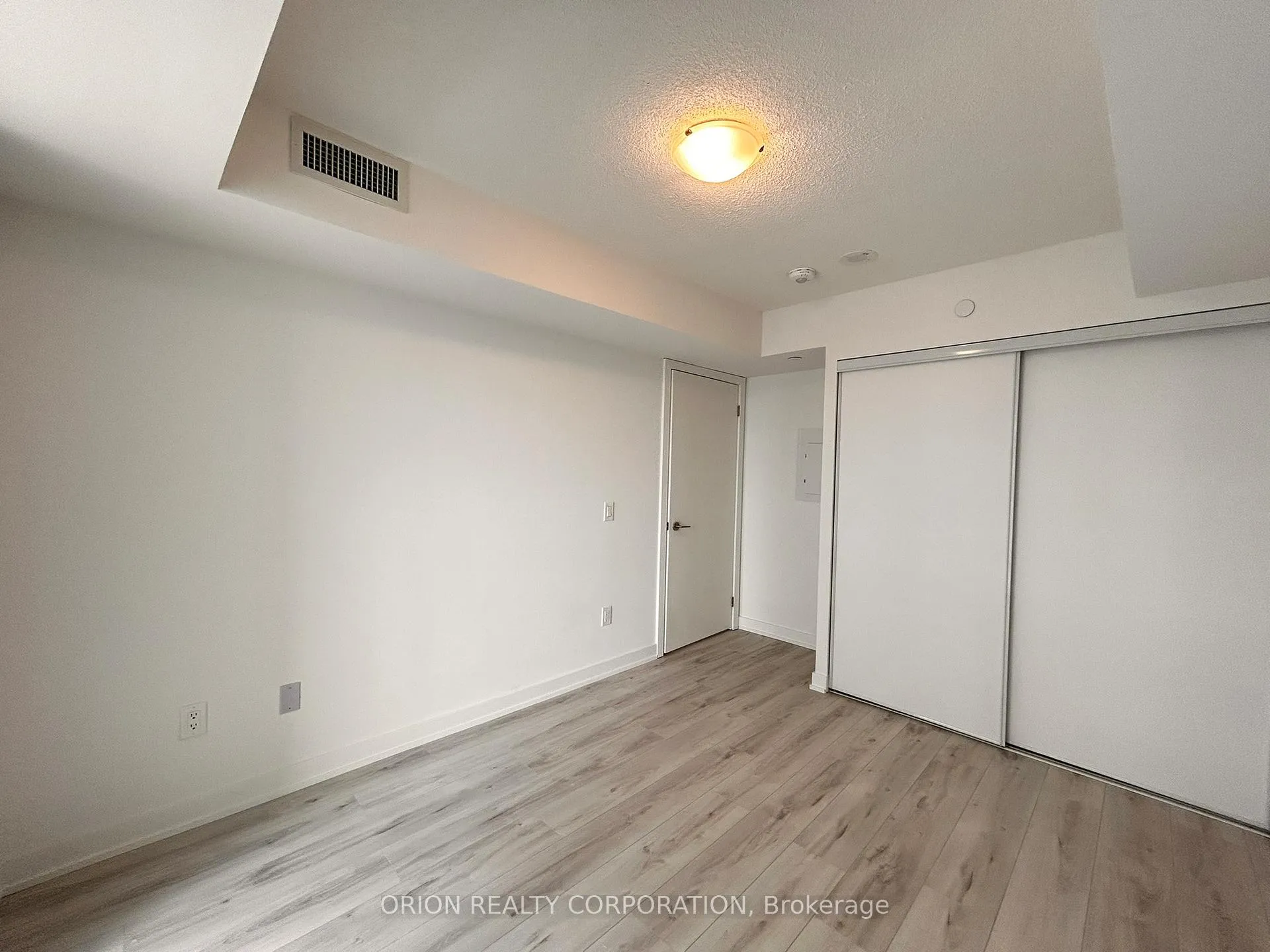 Photo 14 of Unit 1009, 1010 Sandy Beach Road, Pickering, Bay Ridges — HOMEH