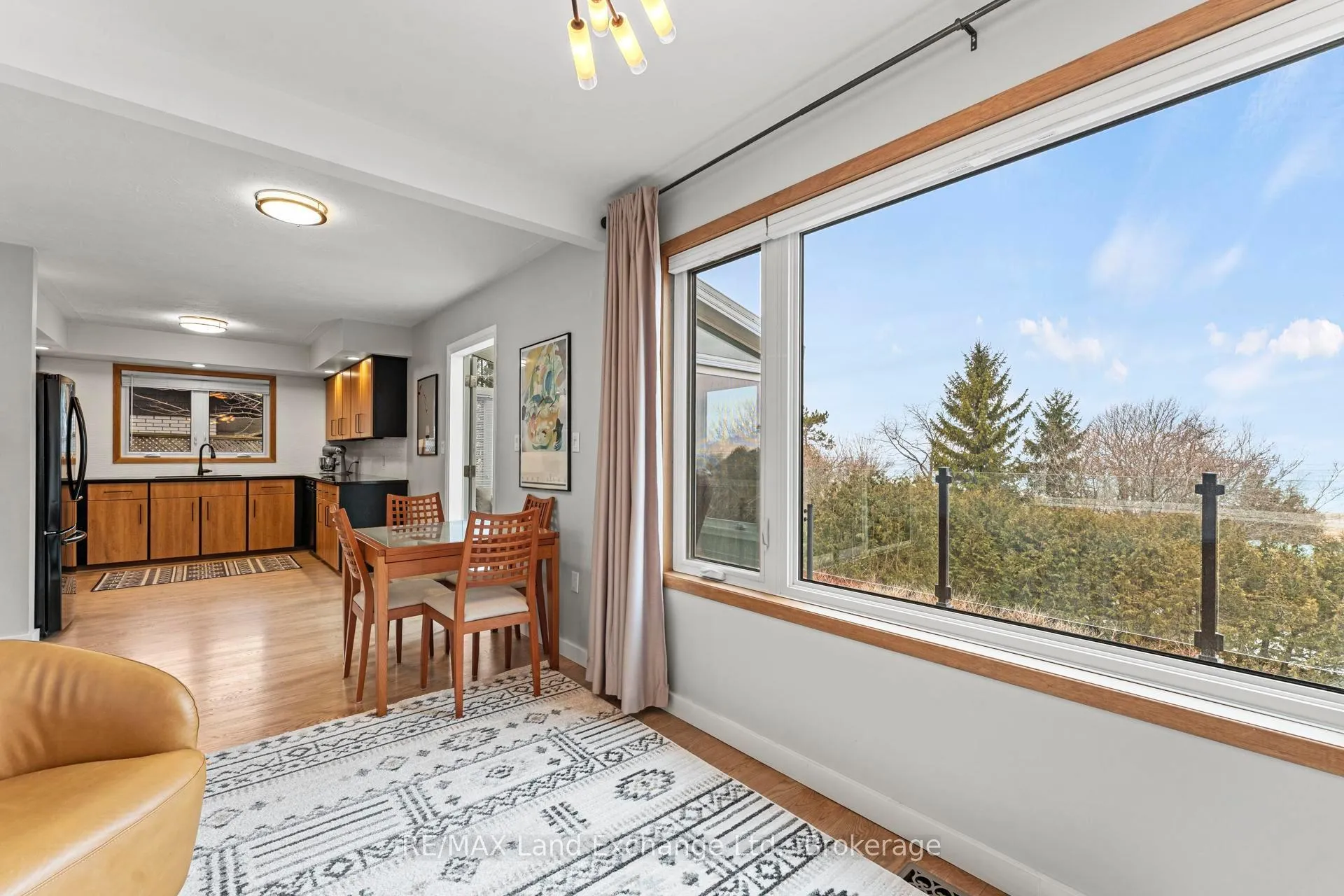 Photo 13 of 222 Penetangore Row, Kincardine — HOMEH