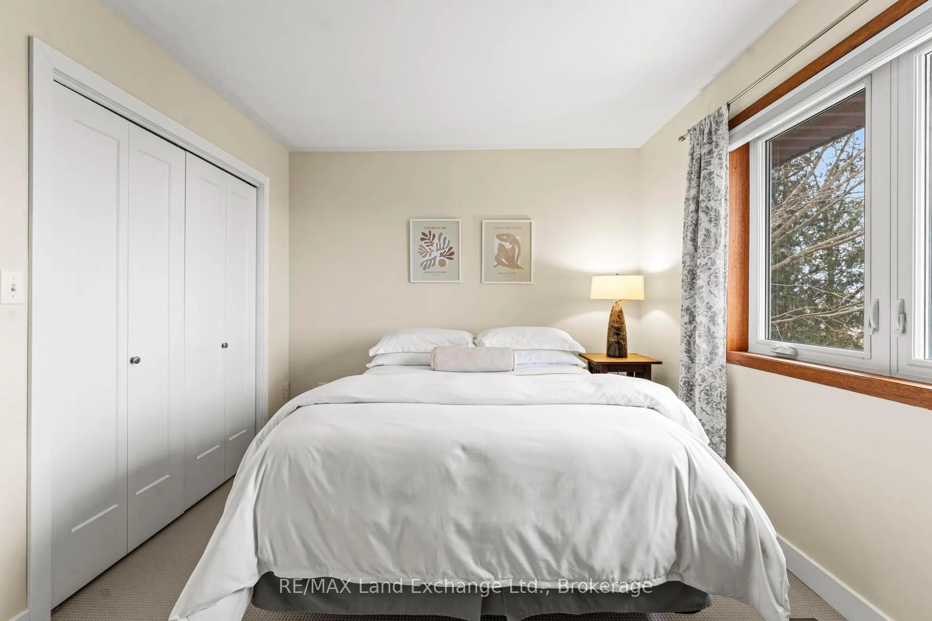 Photo 19 of 222 Penetangore Row, Kincardine — HOMEH