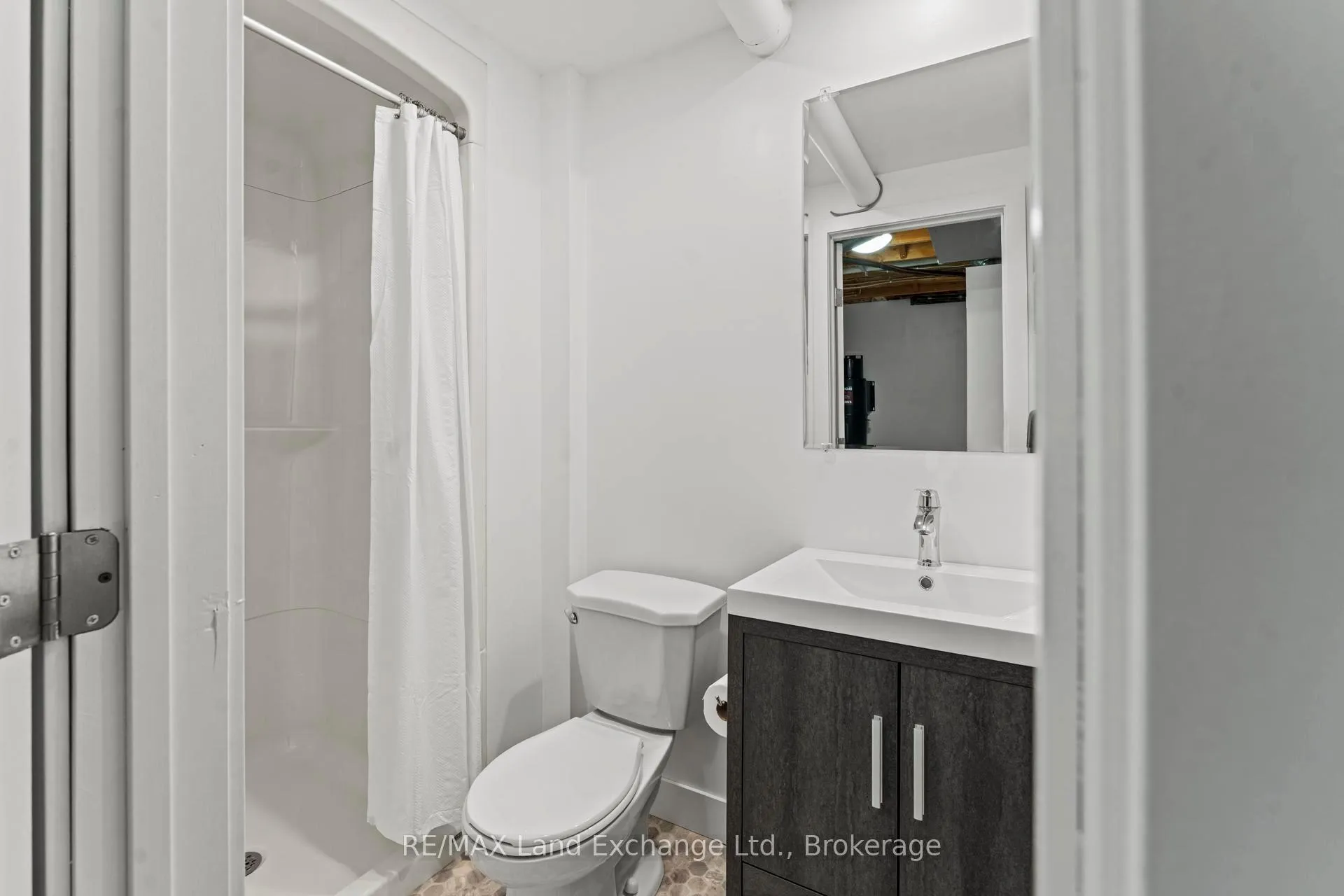 Photo 31 of 222 Penetangore Row, Kincardine — HOMEH