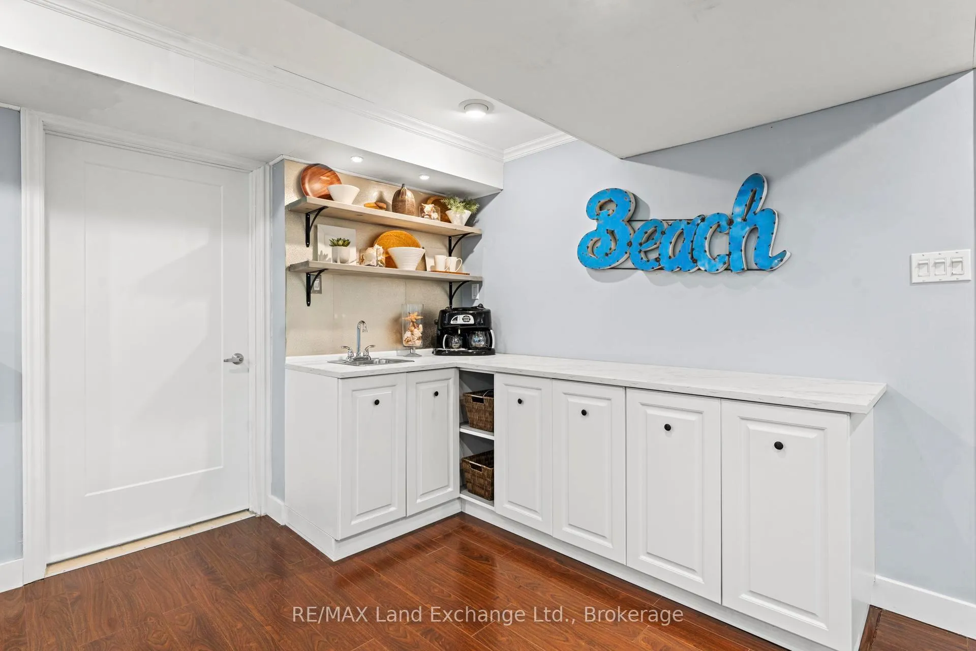 Photo 33 of 222 Penetangore Row, Kincardine — HOMEH