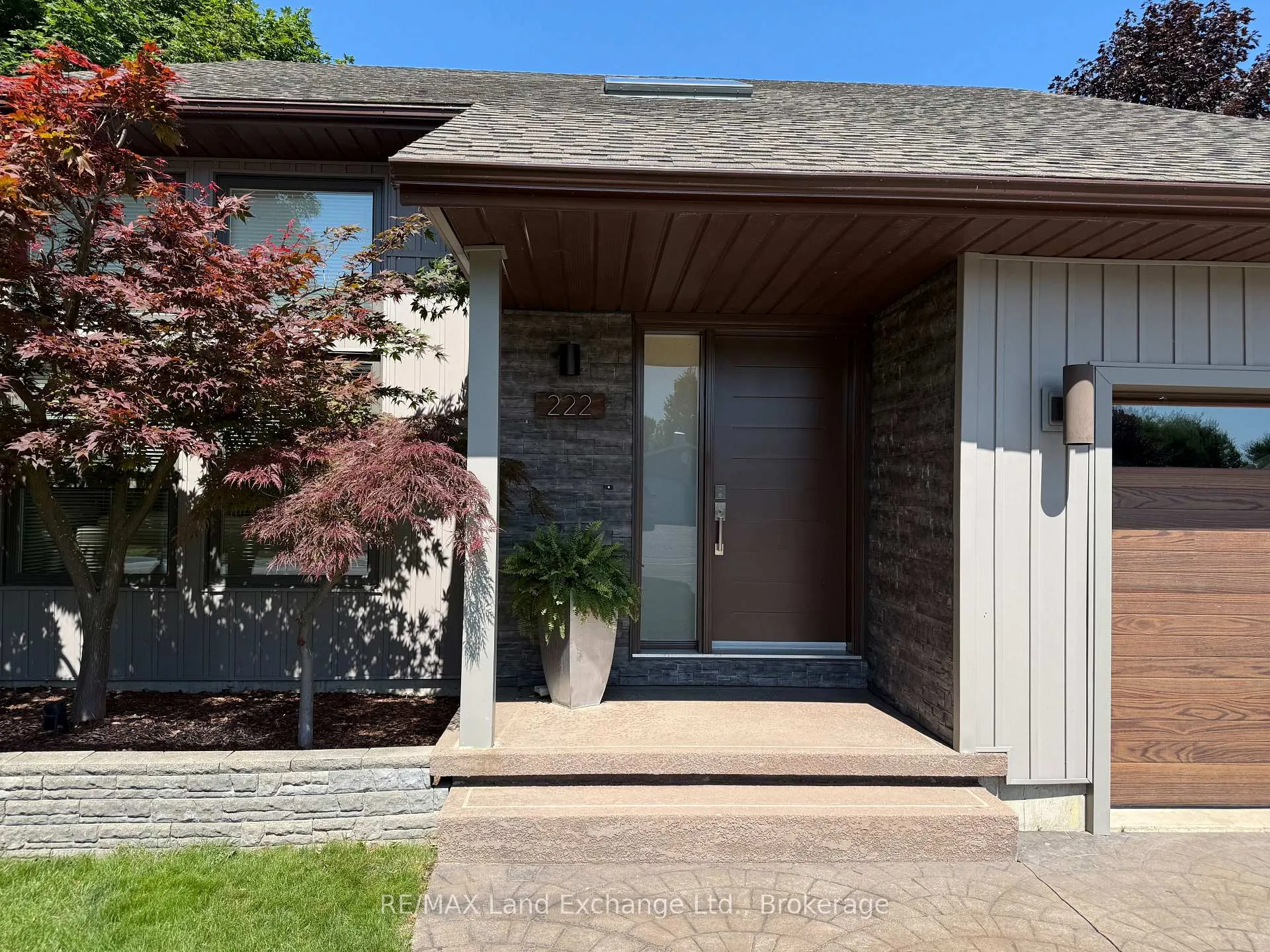 Photo 2 of 222 Penetangore Row, Kincardine — HOMEH