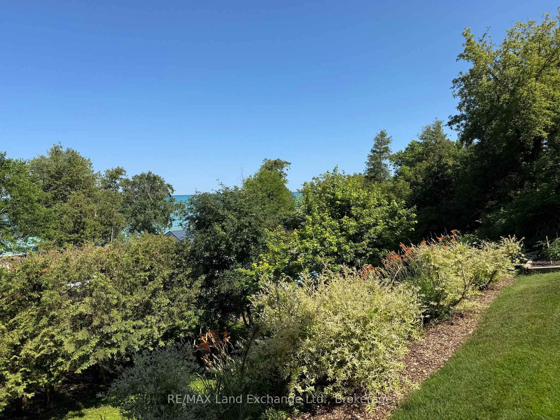 Photo 40 of 222 Penetangore Row, Kincardine — HOMEH