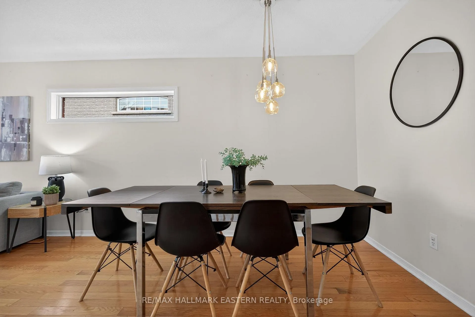 Photo 9 of 664 Trailview Drive, Peterborough, Ashburnham Ward 4 — HOMEH