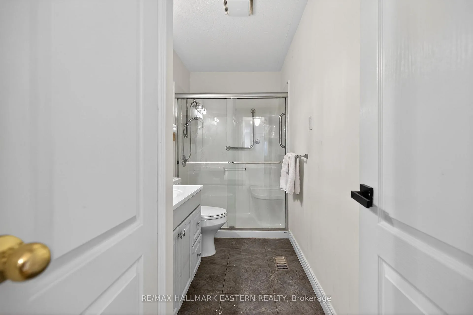 Photo 20 of 664 Trailview Drive, Peterborough, Ashburnham Ward 4 — HOMEH