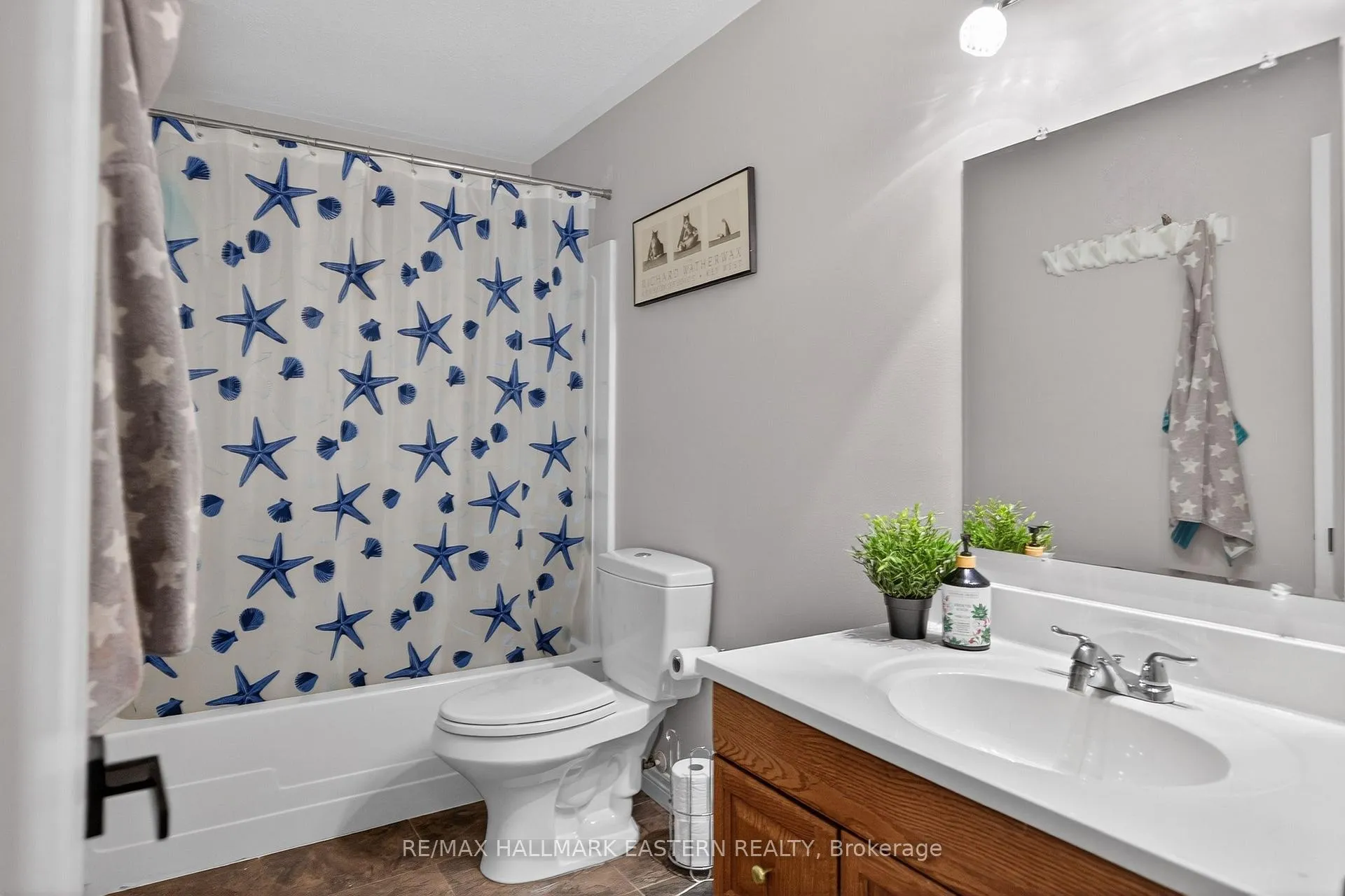 Photo 33 of 664 Trailview Drive, Peterborough, Ashburnham Ward 4 — HOMEH