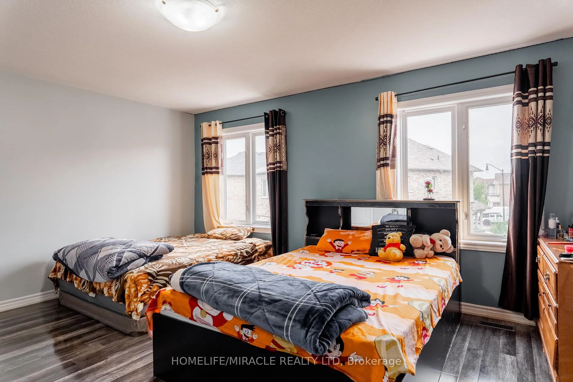 Photo 15 of 11 Magical Road, Brampton, Northwest Brampton — HOMEH
