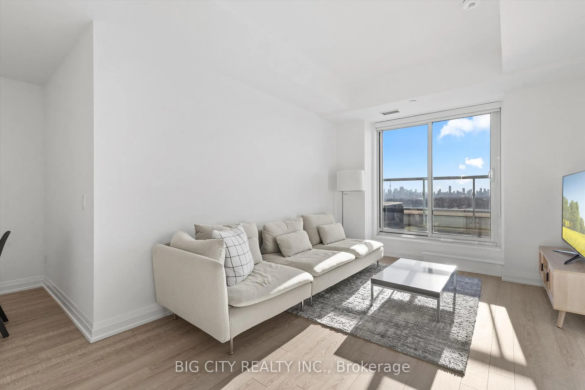 Photo 9 of Unit 1015, 286 Main Street, Toronto, East End-Danforth — HOMEH