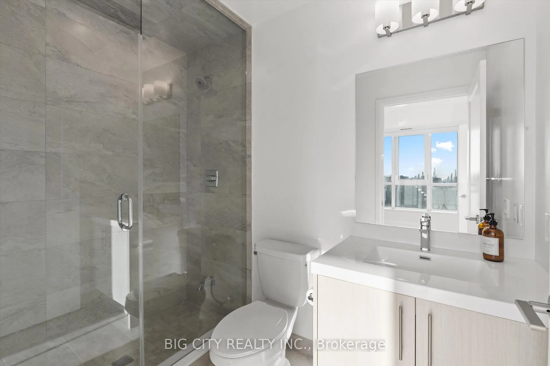 Photo 15 of Unit 1015, 286 Main Street, Toronto, East End-Danforth — HOMEH